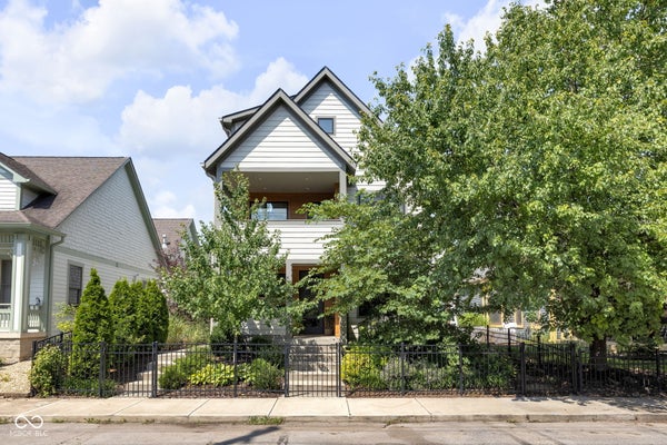 1542 BELLEFONTAINE ST, INDIANAPOLIS, IN 46202 - Image e52e86ec973b0782d6cdea6d85ddf34f/852560570