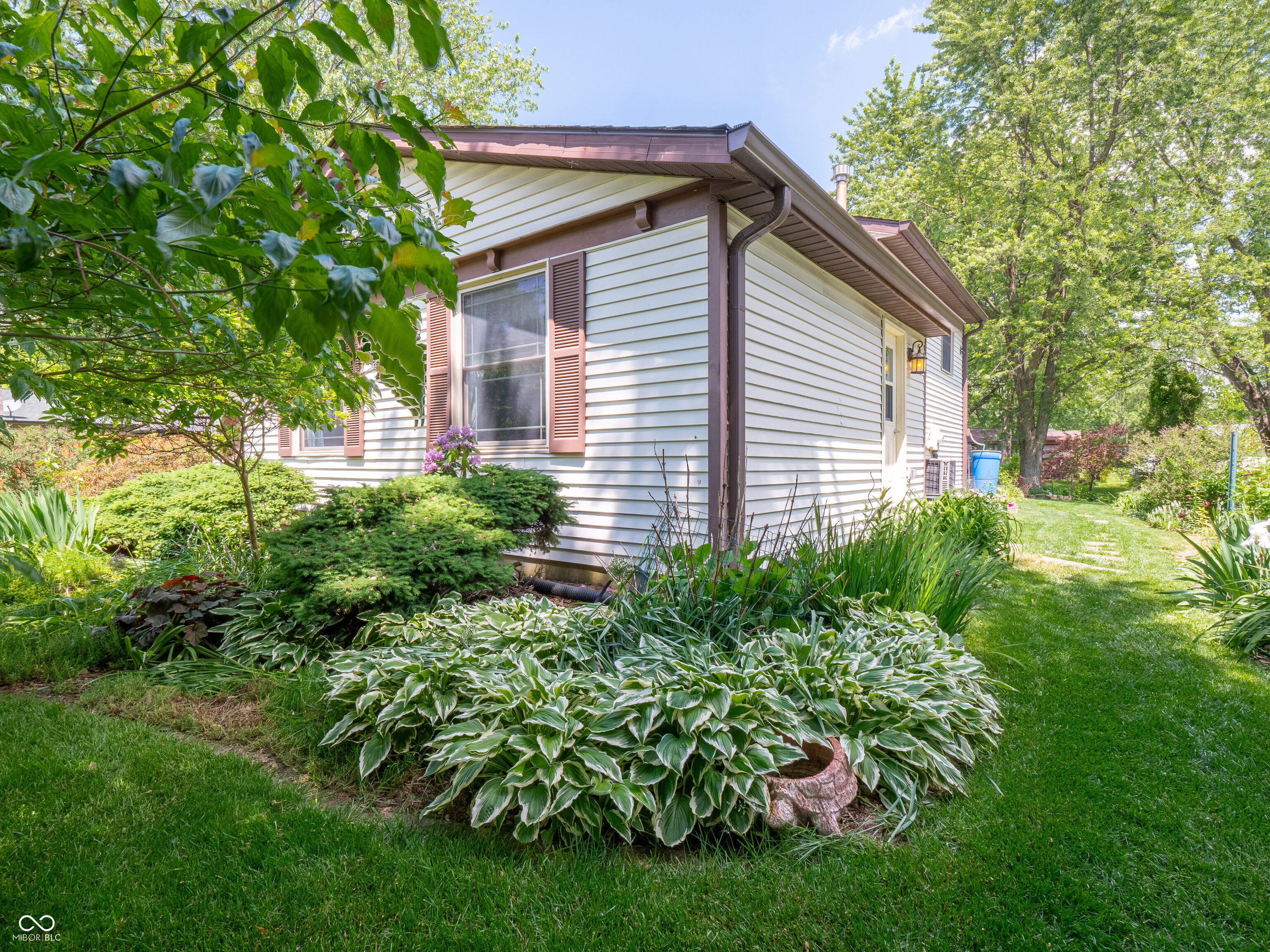 1325 Countryside Lane