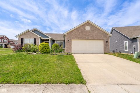 Photo of 5250 Hearst Lane, Indianapolis, IN 46239 (MLS # 22099680)