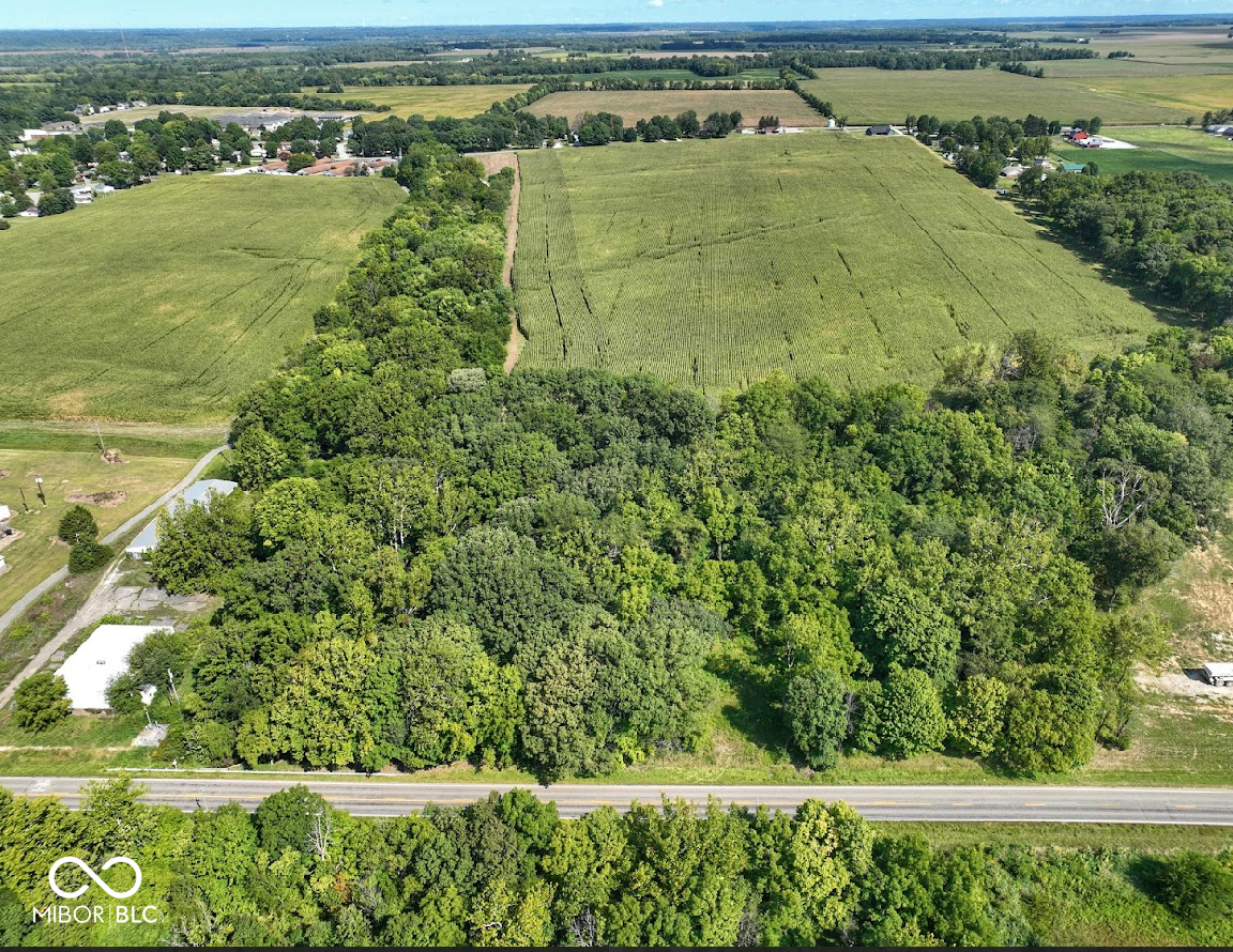 2350 W Us Highway 136