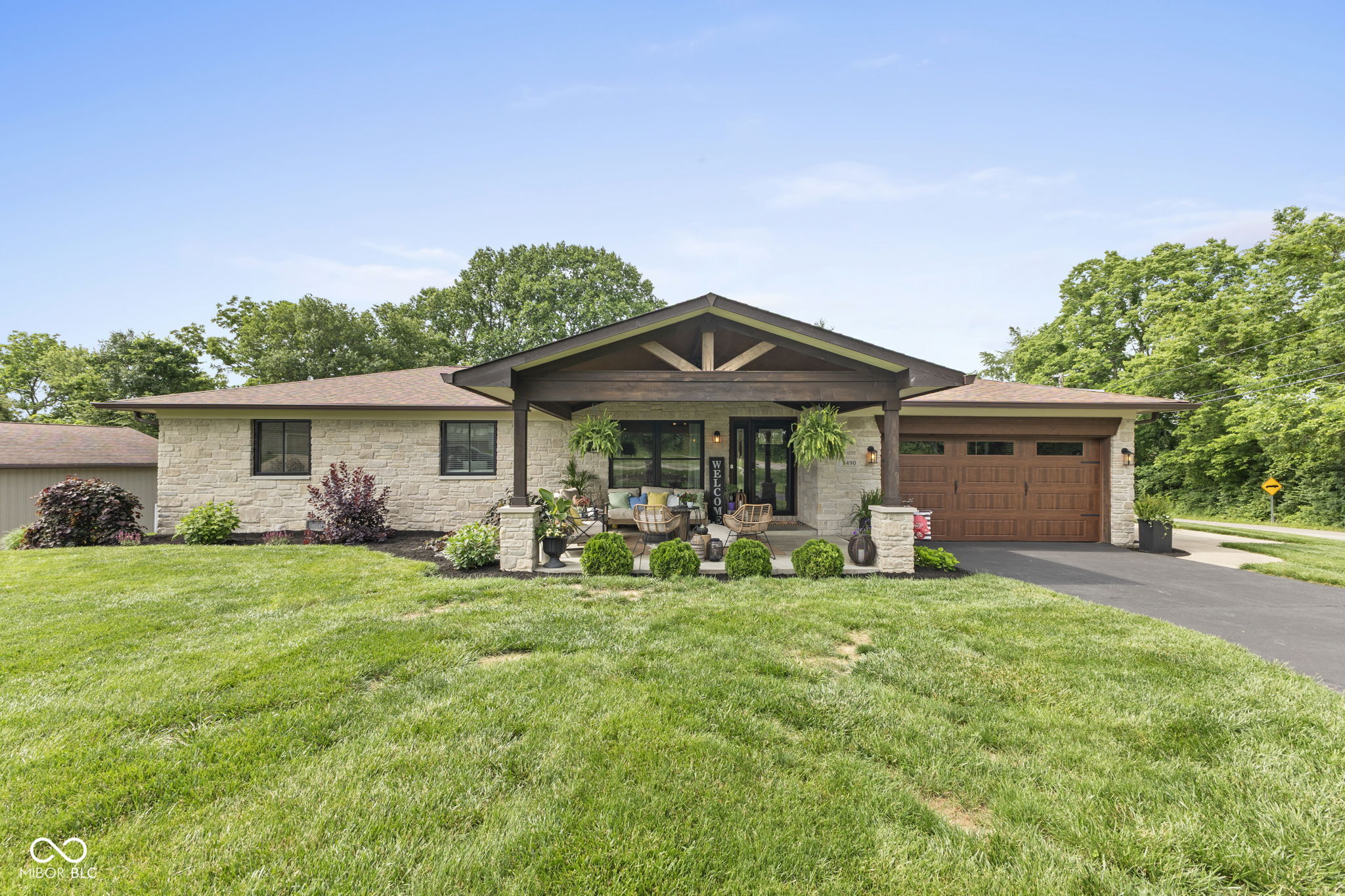 8490 Hilltop Lane