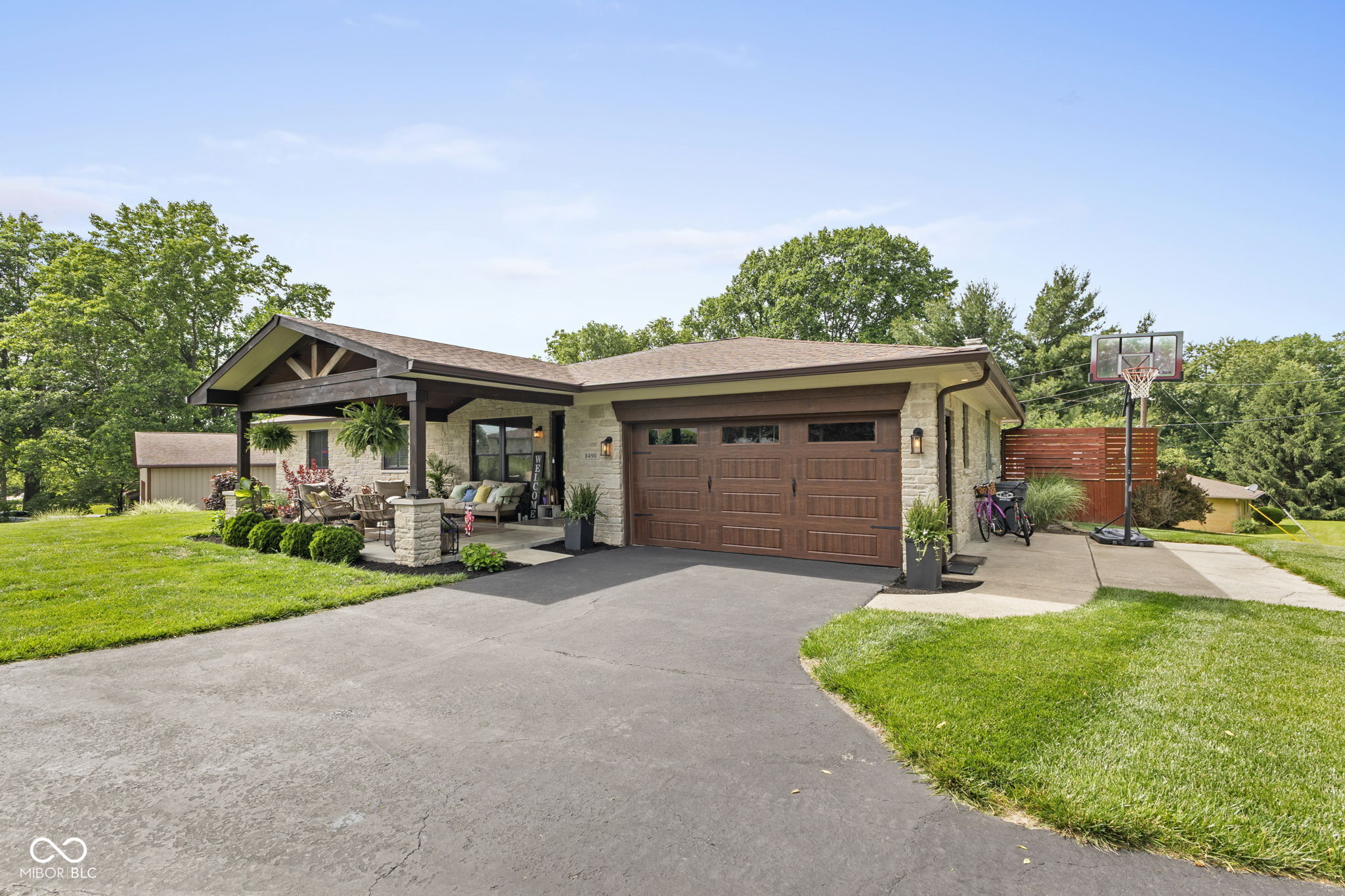 8490 Hilltop Lane