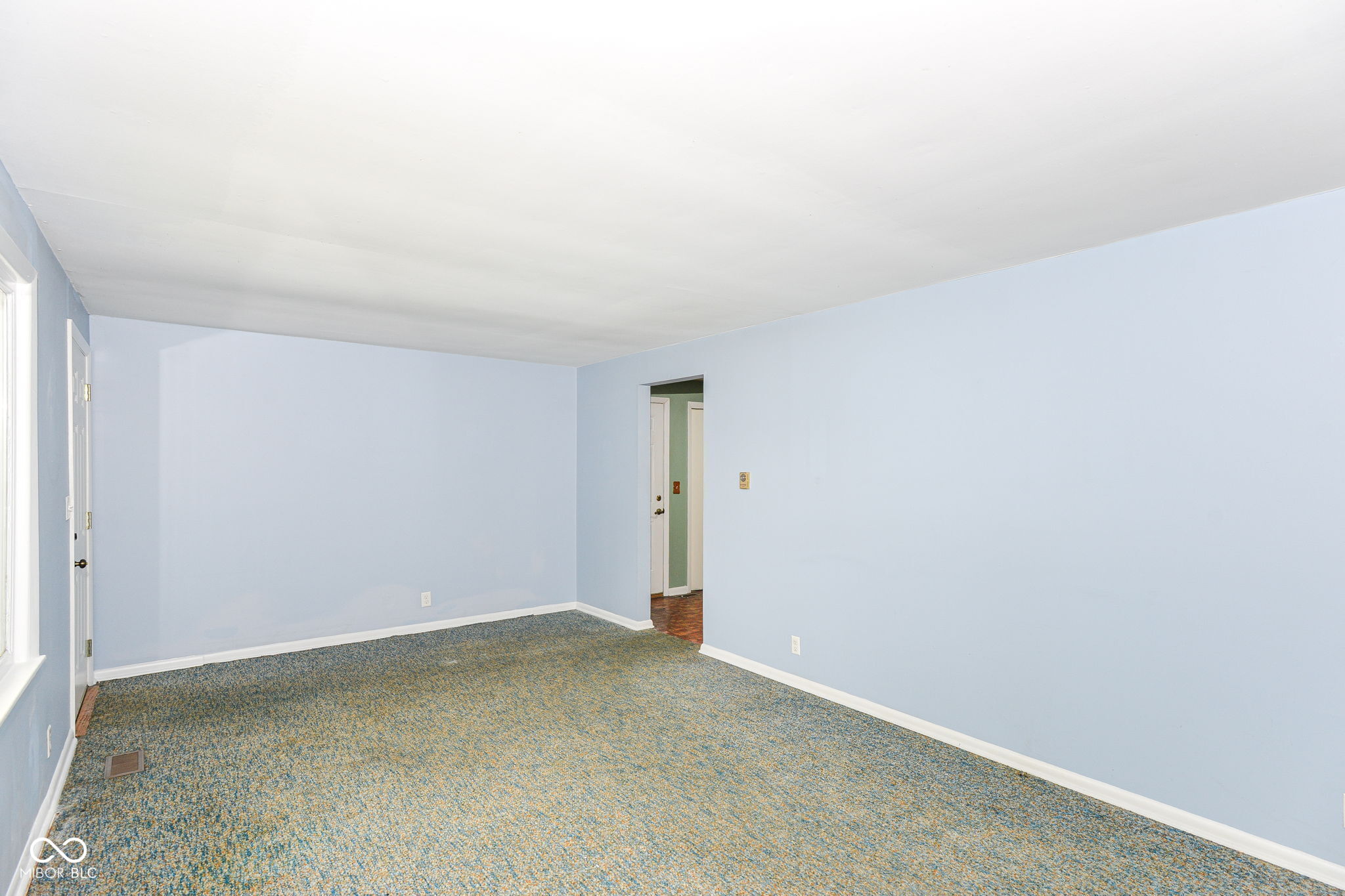 727 Hattie Drive