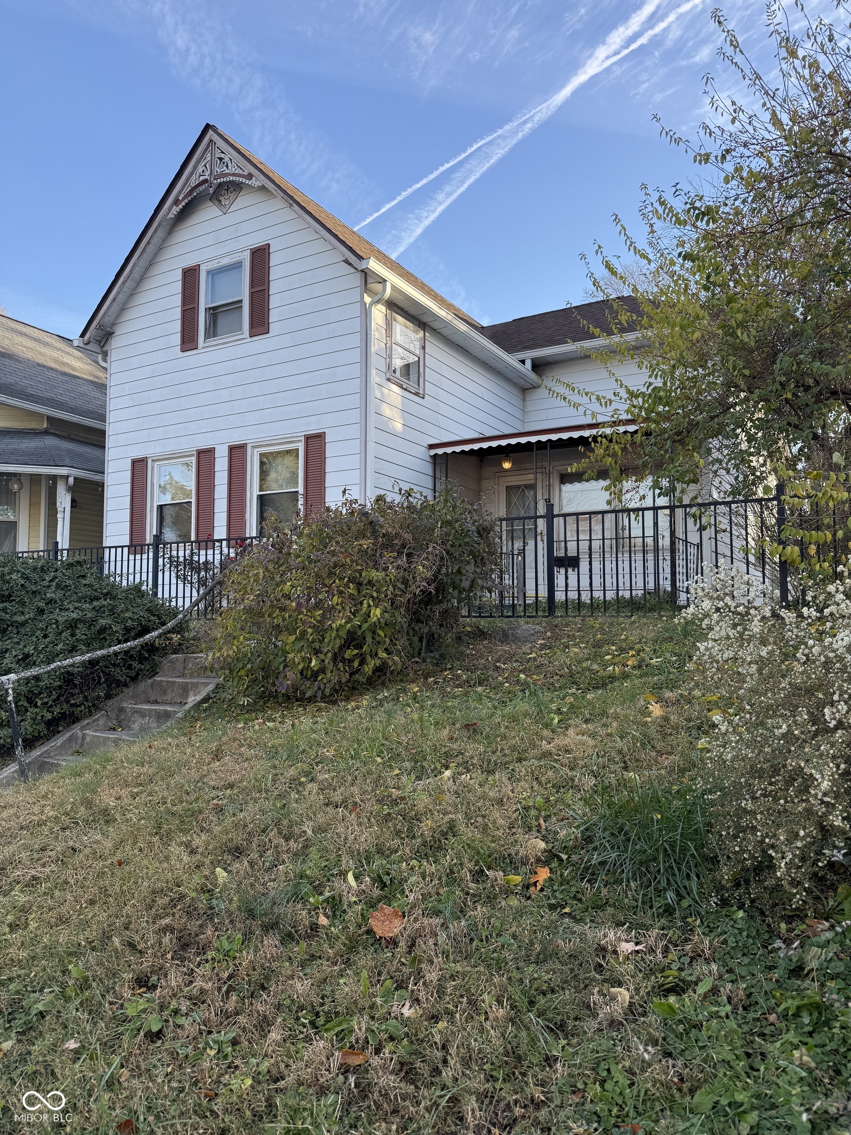 119 S Hawthorne Lane