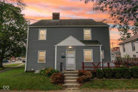 Photo for 275 E Madison Street