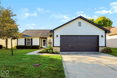 Photo of 203 E Pine Ridge Drive, Westfield, IN 46074 (MLS # 22130036)