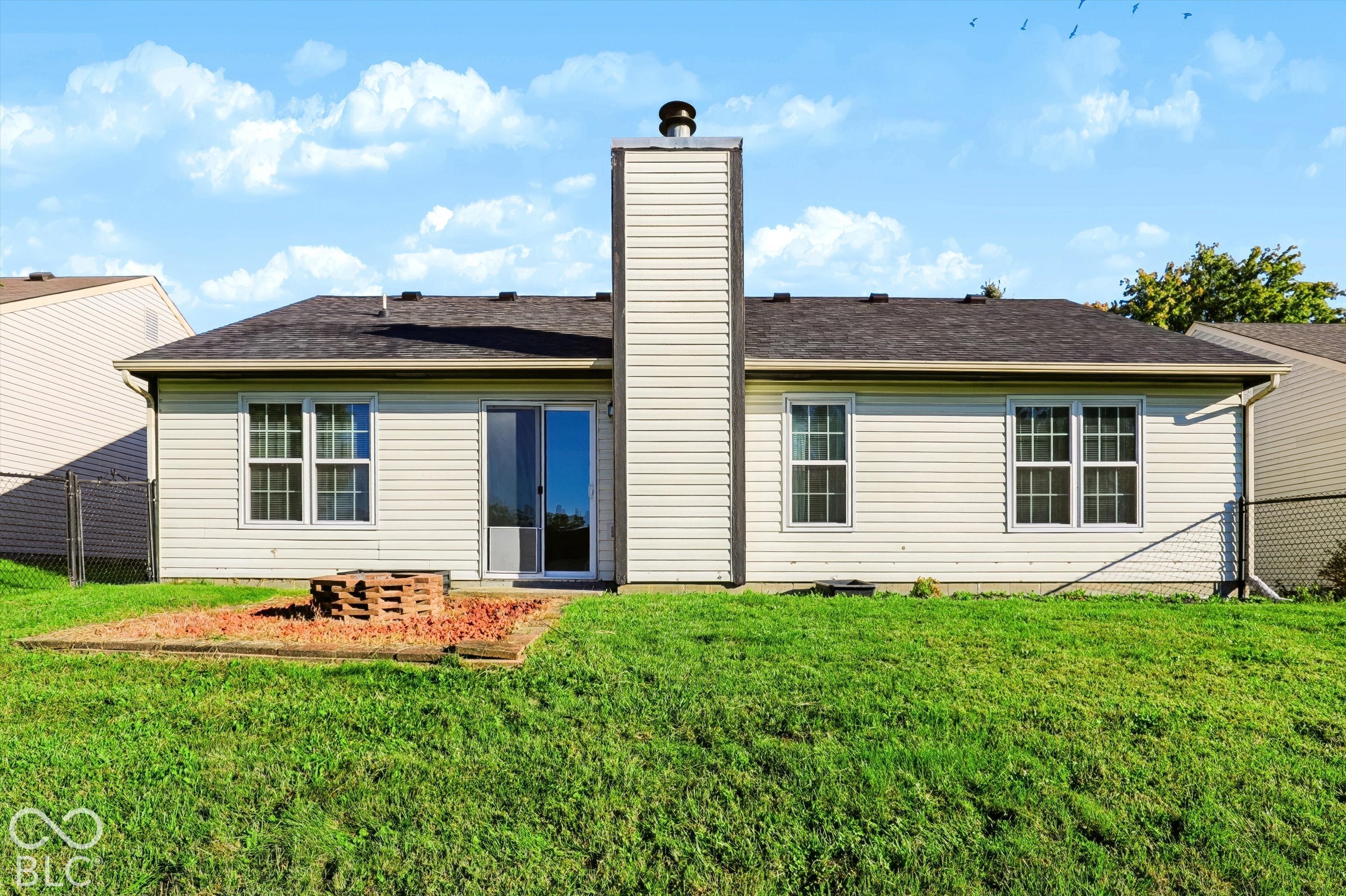 203 E Pine Ridge Drive