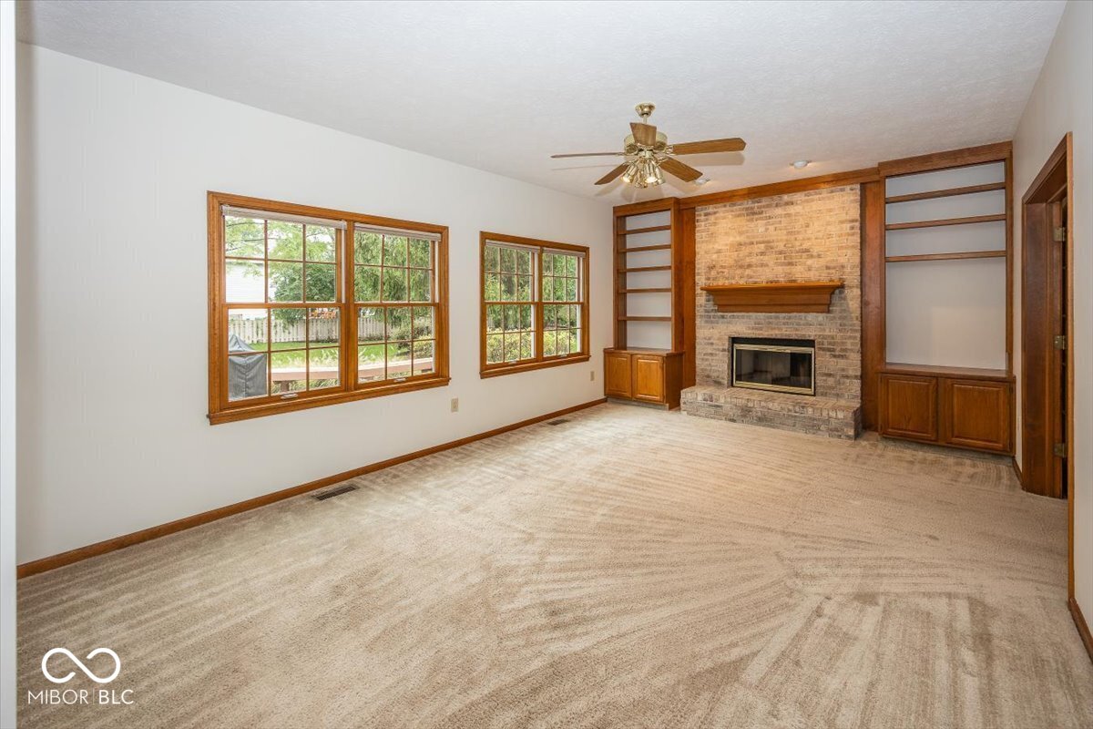 11310 Knightsbridge Lane