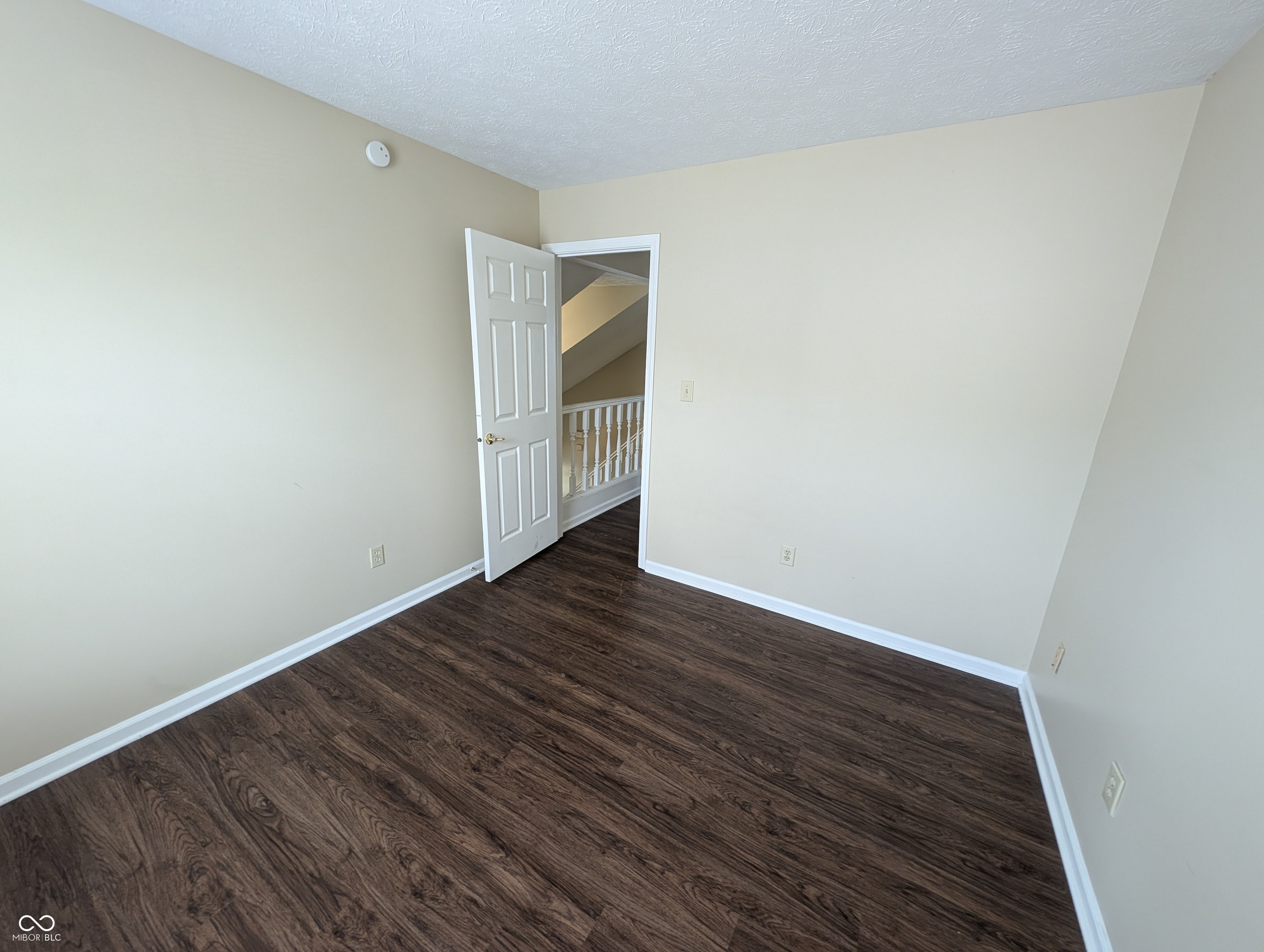 6008 Tybalt Drive