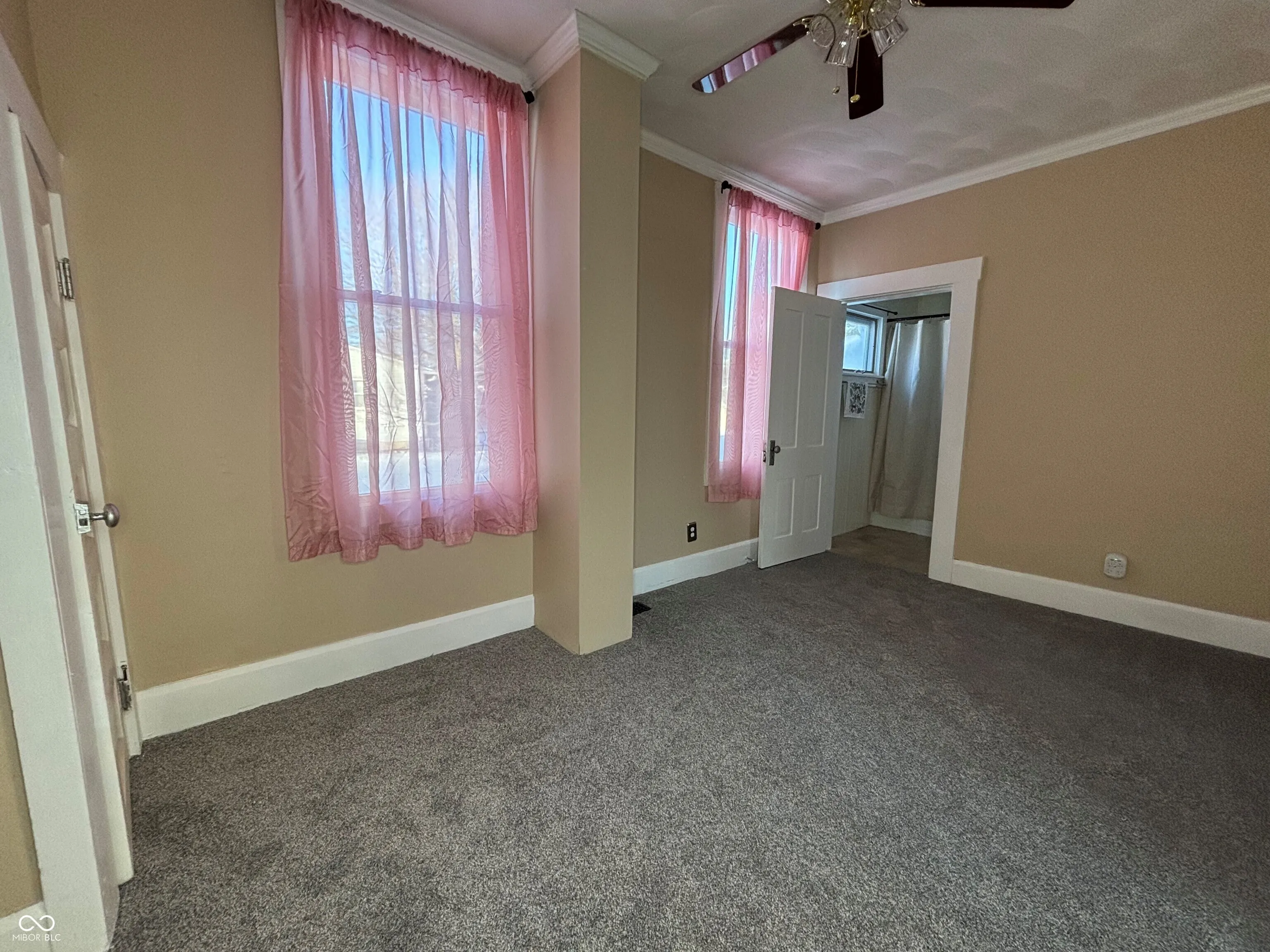 Thorntown, Indiana 46071, United States, 4 Bedrooms Bedrooms, ,3 BathroomsBathrooms,Residential,Active,19190