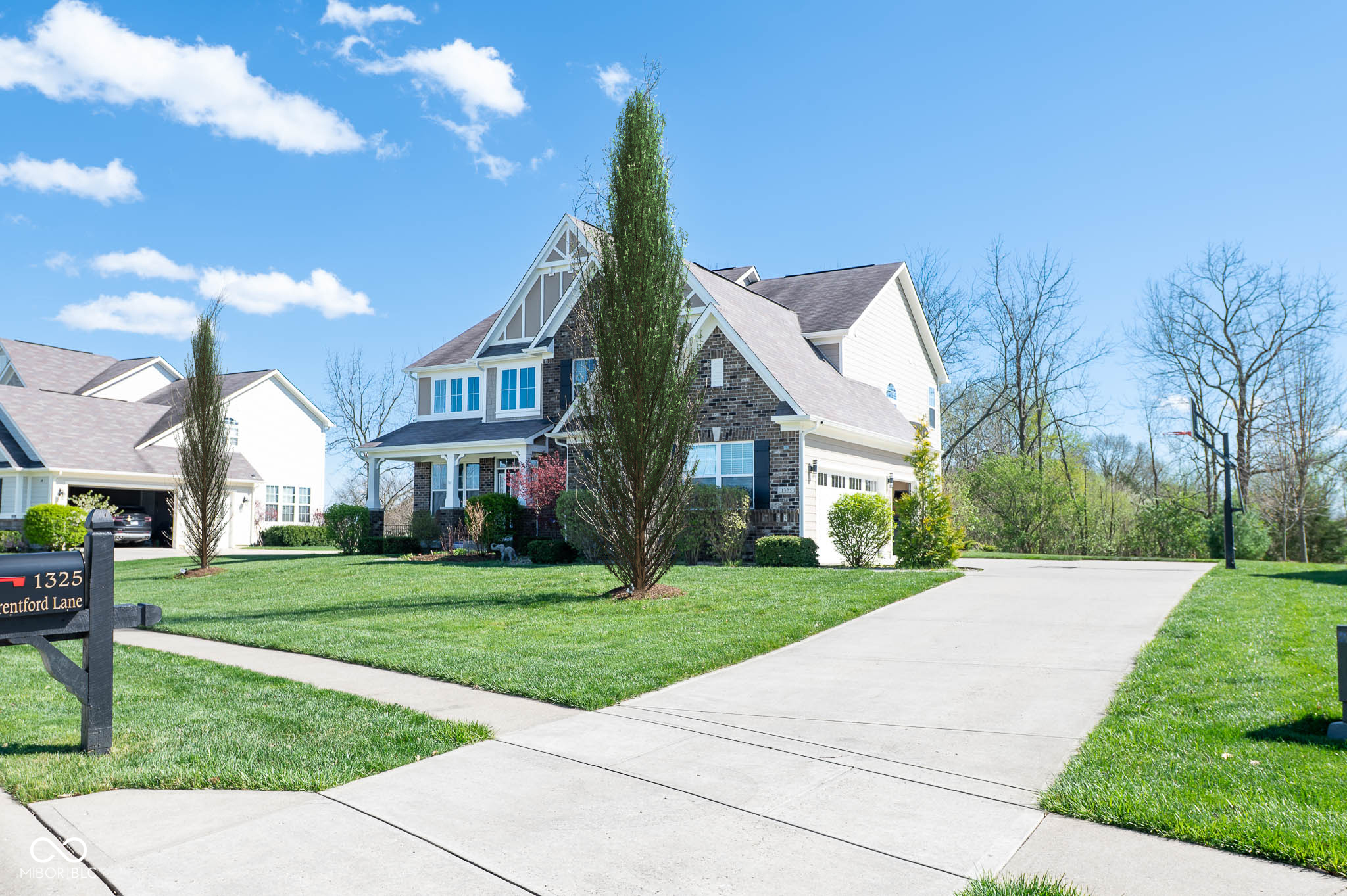 1325 Brentford Lane