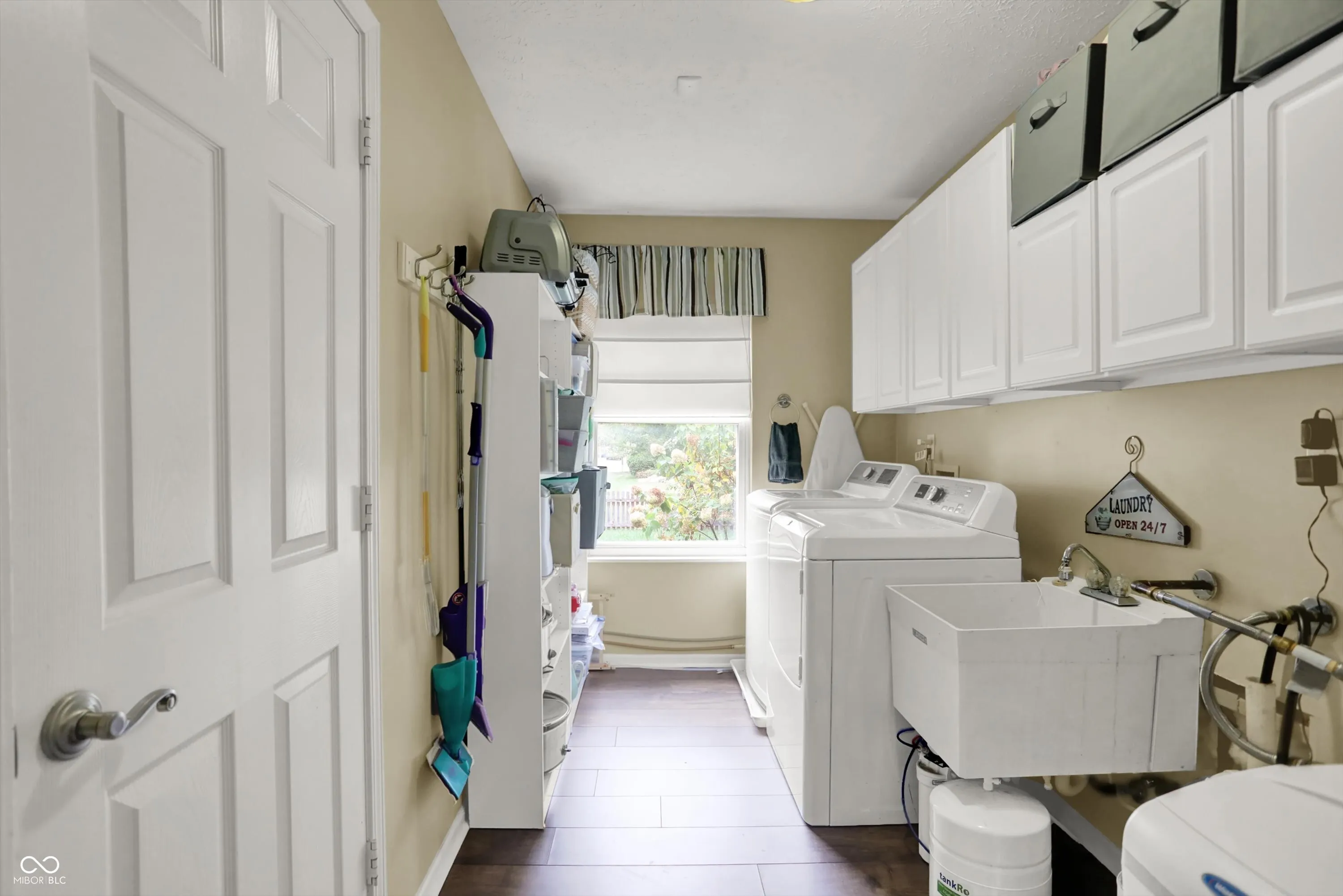 Fishers, Indiana 46038, United States, 4 Bedrooms Bedrooms, ,3 BathroomsBathrooms,Residential,Active,217962