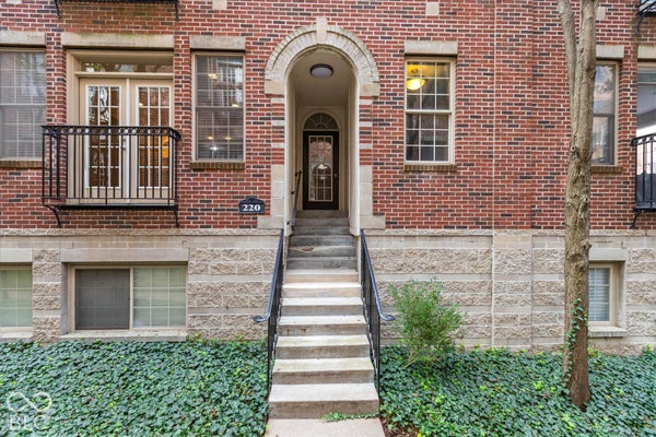 220 N CLEVELAND ST APT B, INDIANAPOLIS, IN 46204 - Image e628a40f8cfd7f347bd929b8500ef793/791563392