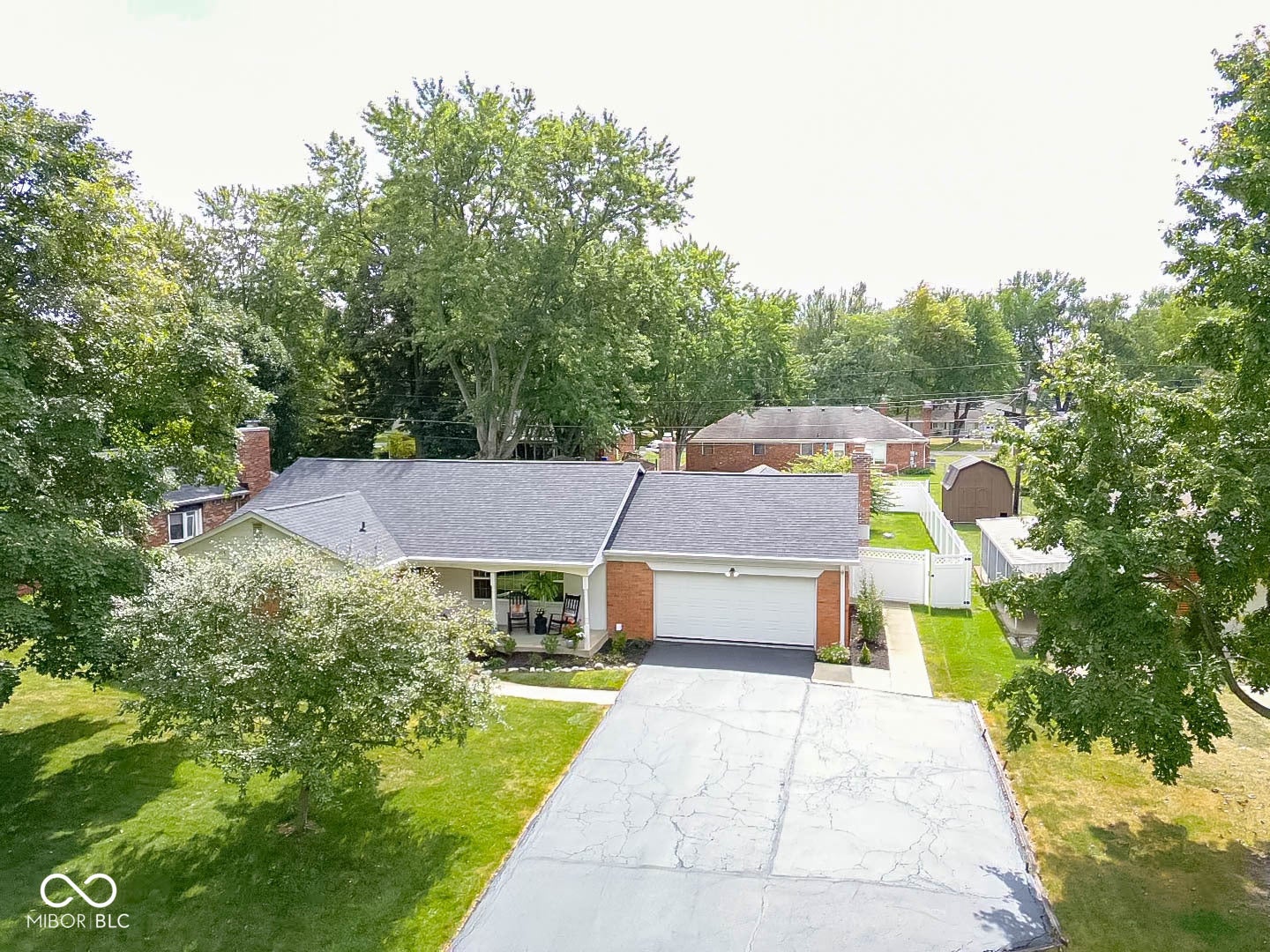 6821 Willoughby Court