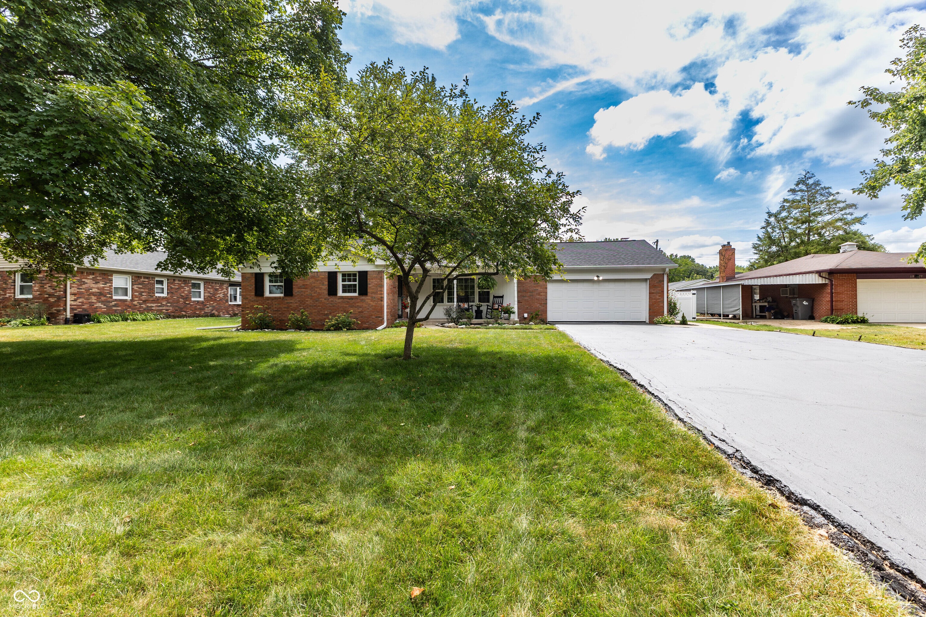 6821 Willoughby Court