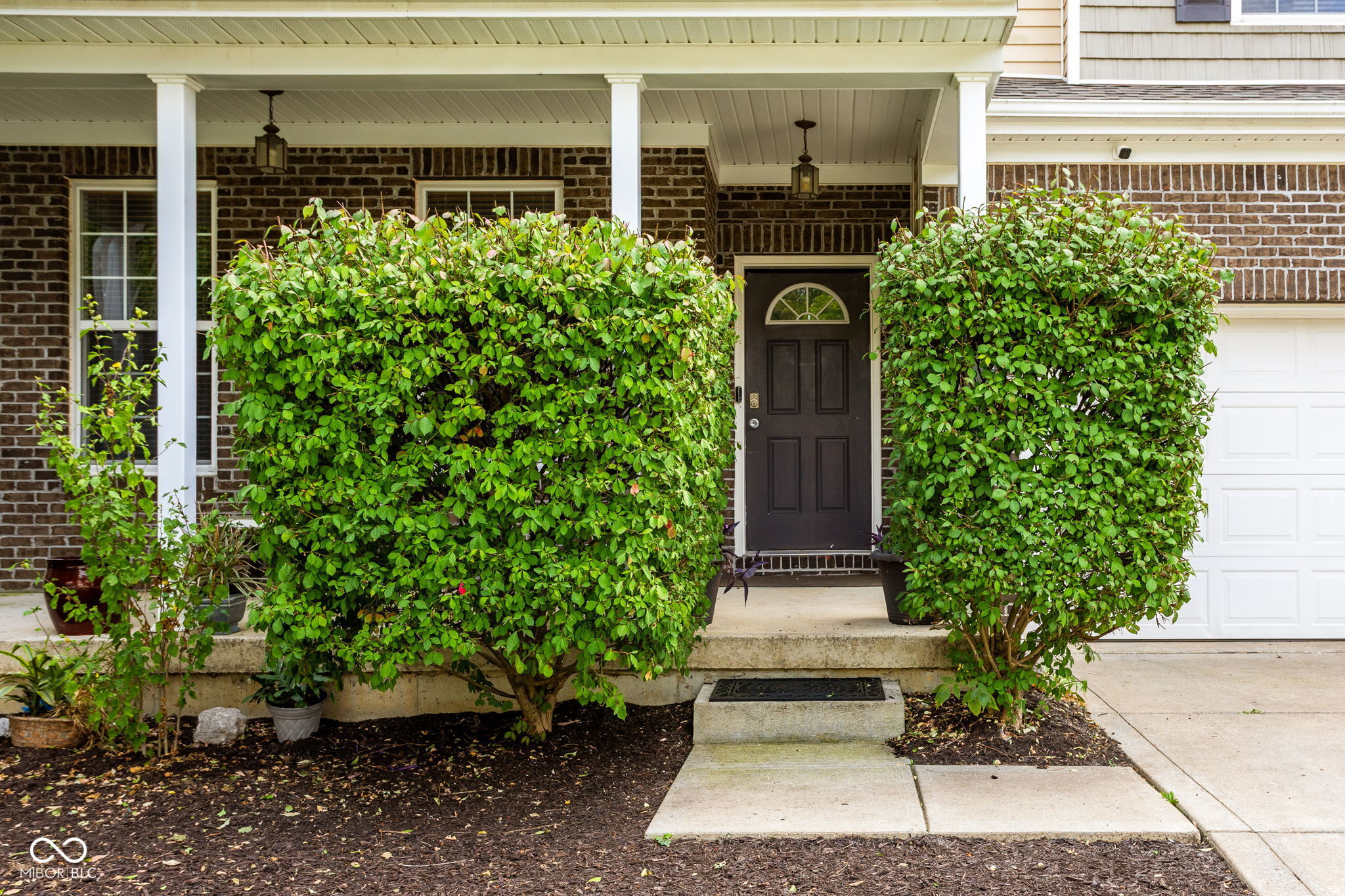 6091 Green Willow Road