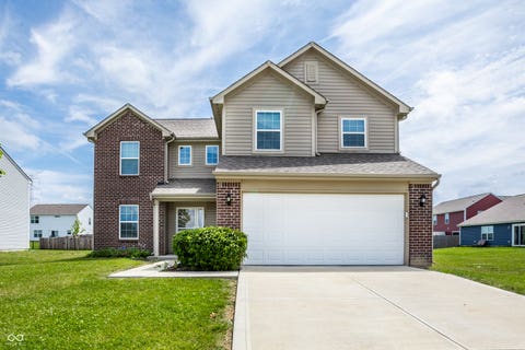 Photo of 5707 Anders Lane, Indianapolis, IN 46235 (MLS # 22100679)