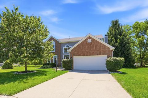 Photo of 10325 Blue Fin Drive, Indianapolis, IN 46256 (MLS # 22105418)