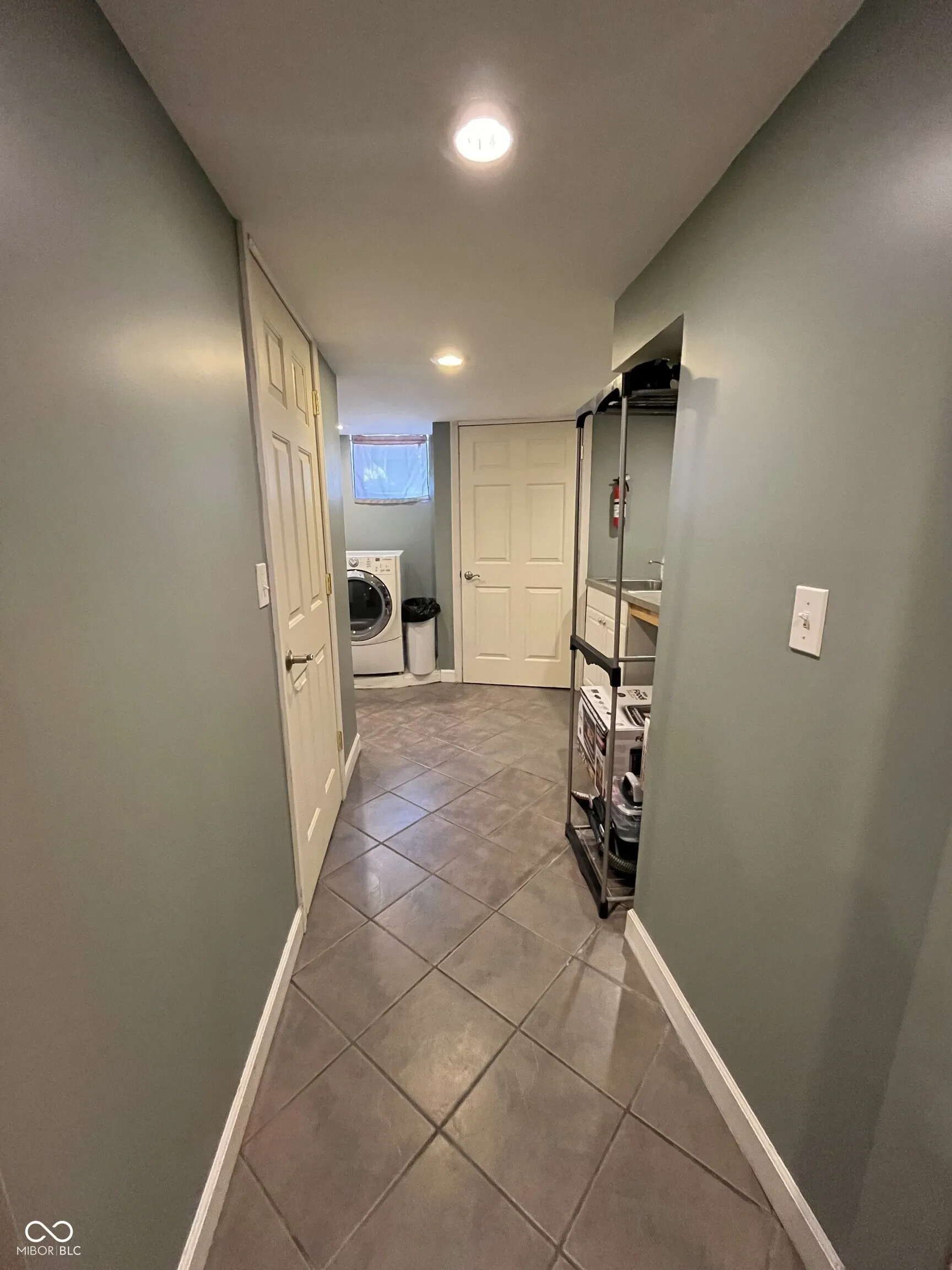 Brownstown, Indiana 47220, United States, 3 Bedrooms Bedrooms, ,2 BathroomsBathrooms,Residential,Pending,44223