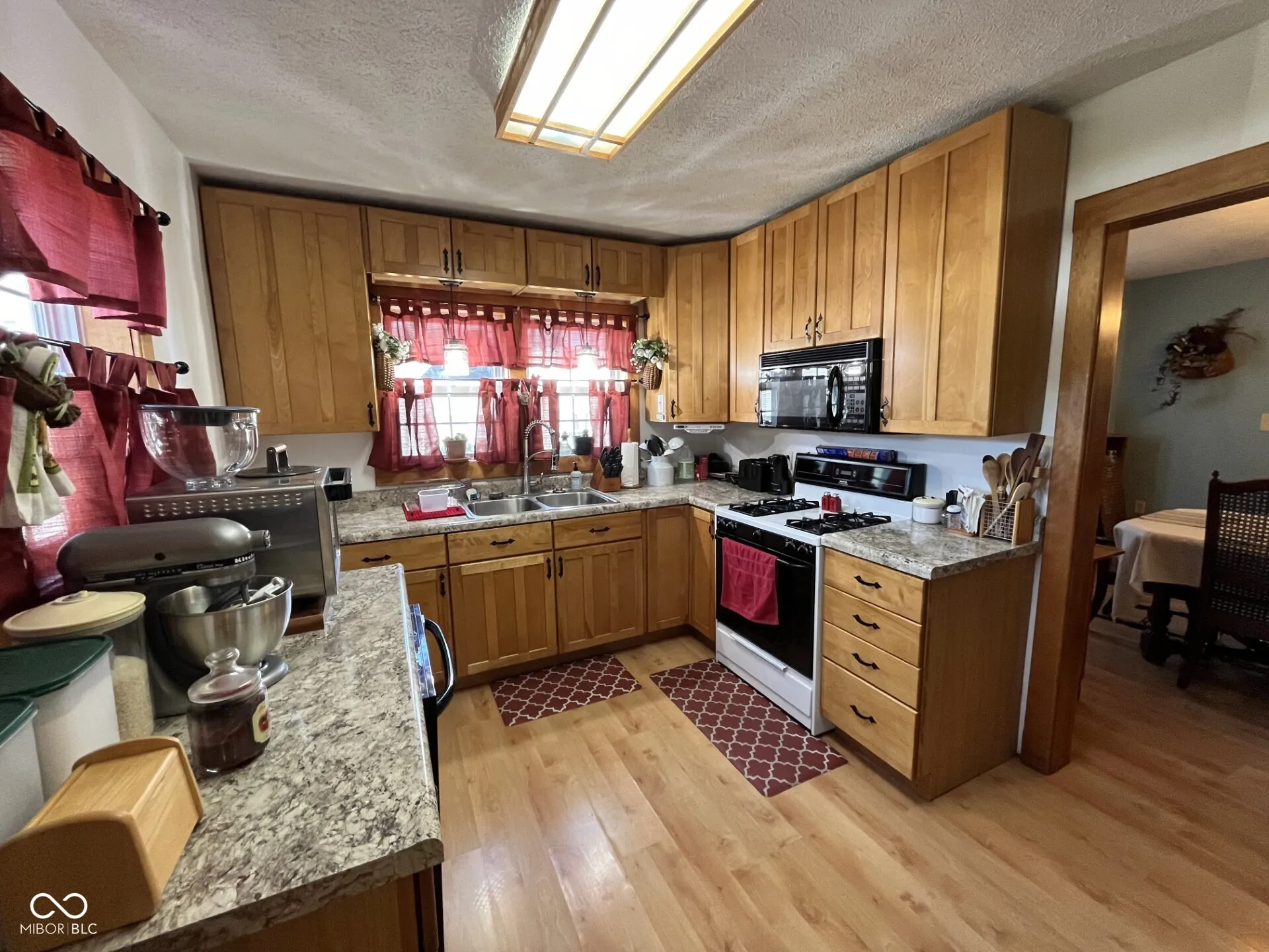 Brownstown, Indiana 47220, United States, 3 Bedrooms Bedrooms, ,2 BathroomsBathrooms,Residential,Pending,44223