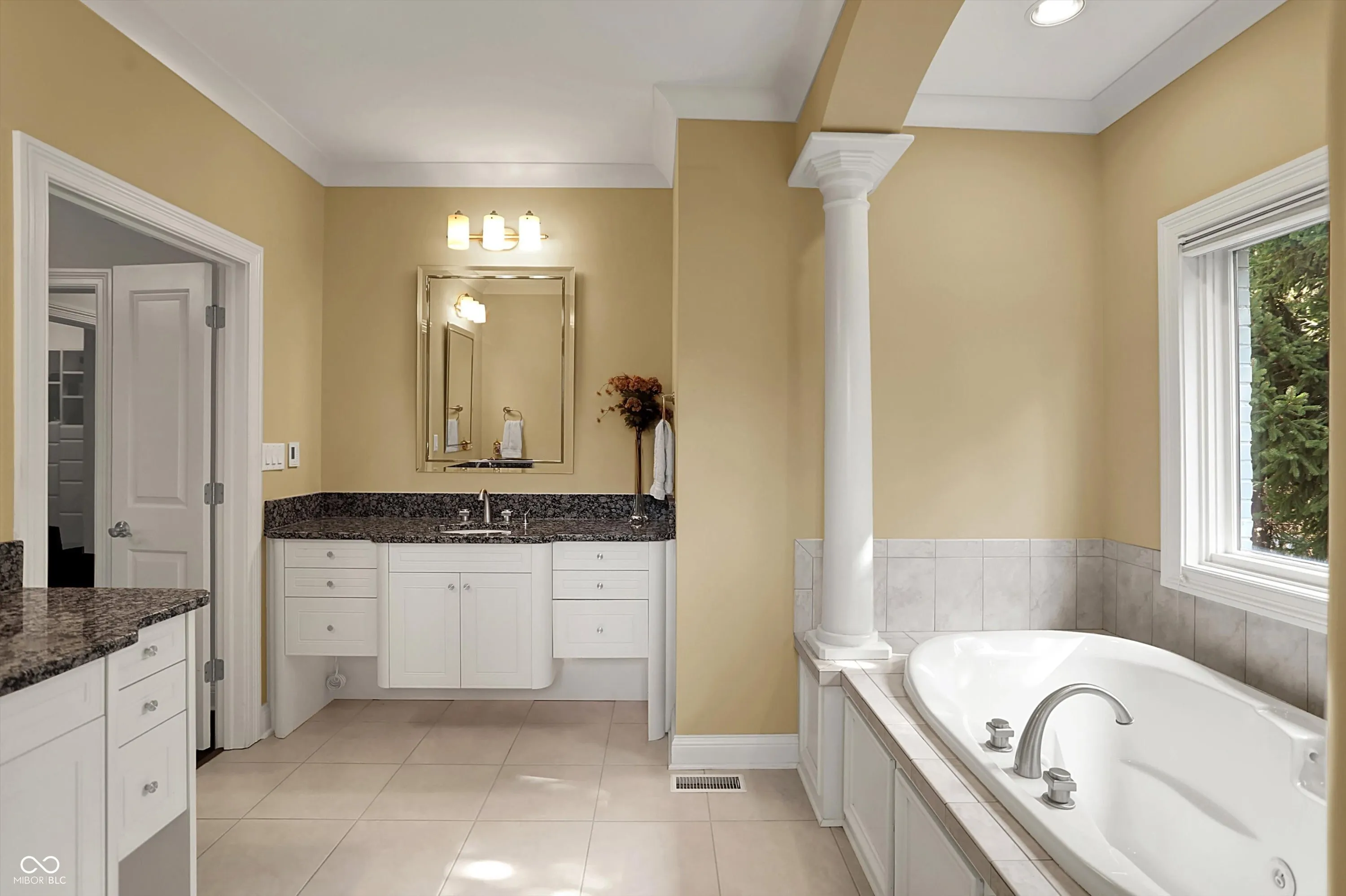 Fishers, Indiana 46037, United States, 6 Bedrooms Bedrooms, ,9 BathroomsBathrooms,Residential,Active,214118