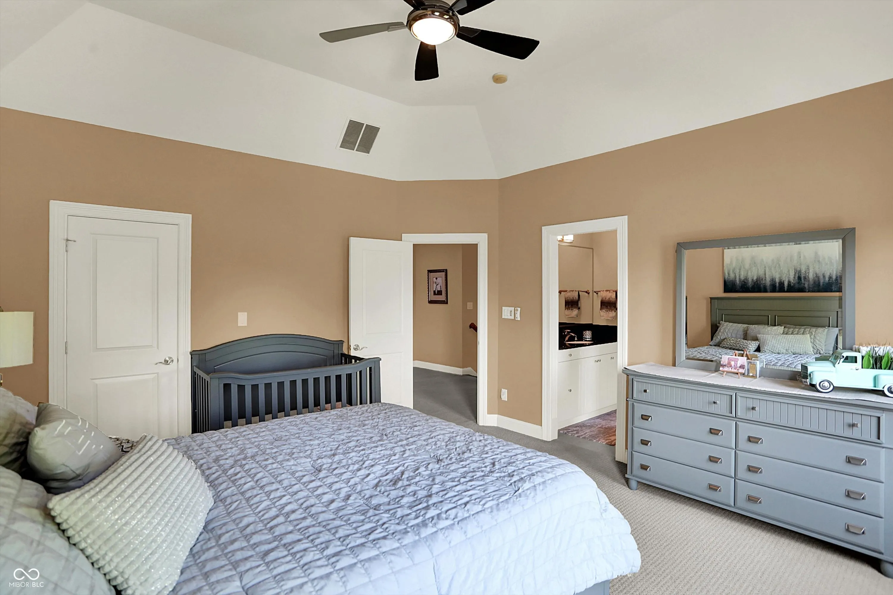 Fishers, Indiana 46037, United States, 6 Bedrooms Bedrooms, ,9 BathroomsBathrooms,Residential,Active,214118