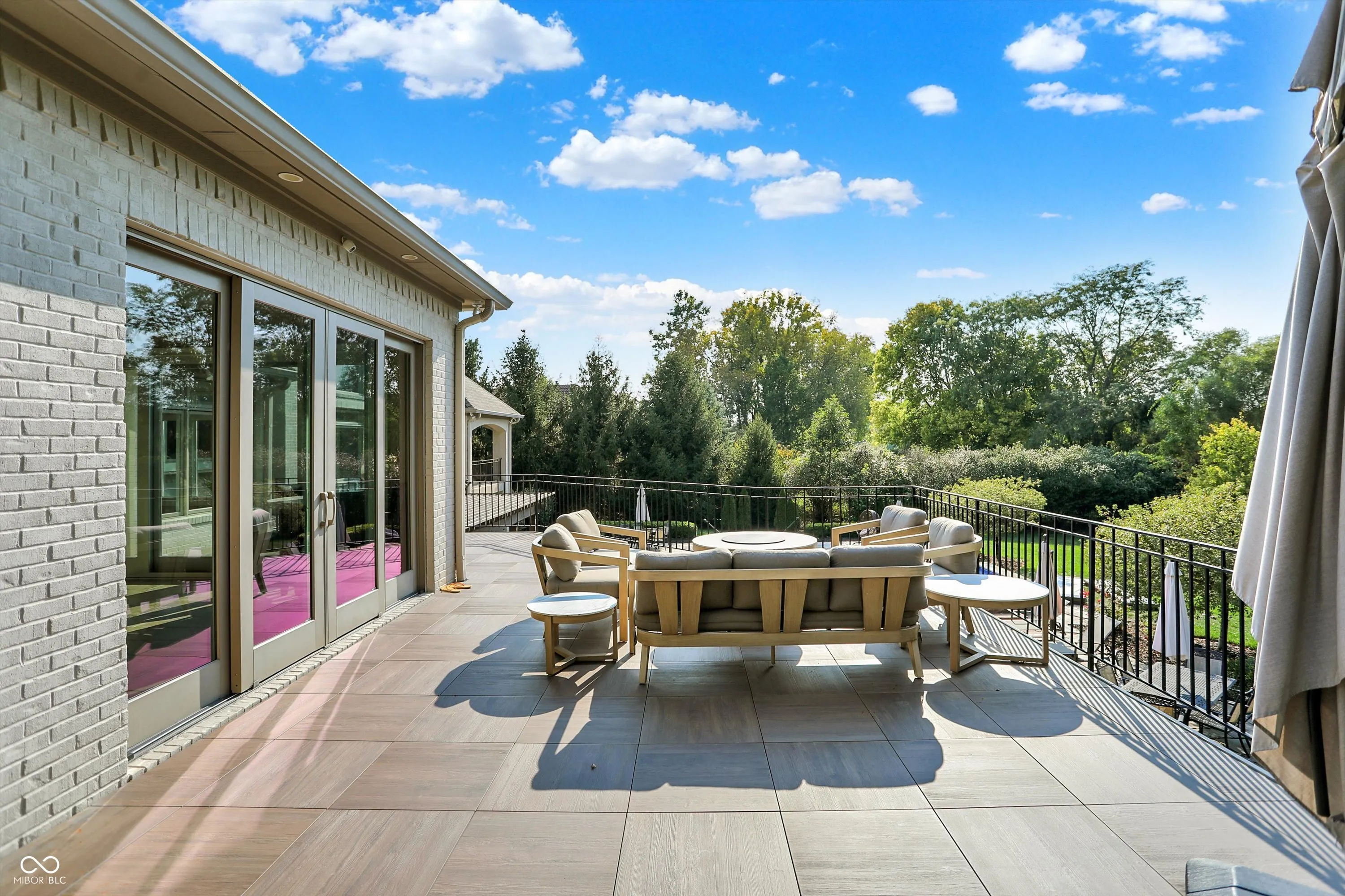 Fishers, Indiana 46037, United States, 6 Bedrooms Bedrooms, ,9 BathroomsBathrooms,Residential,Active,214118