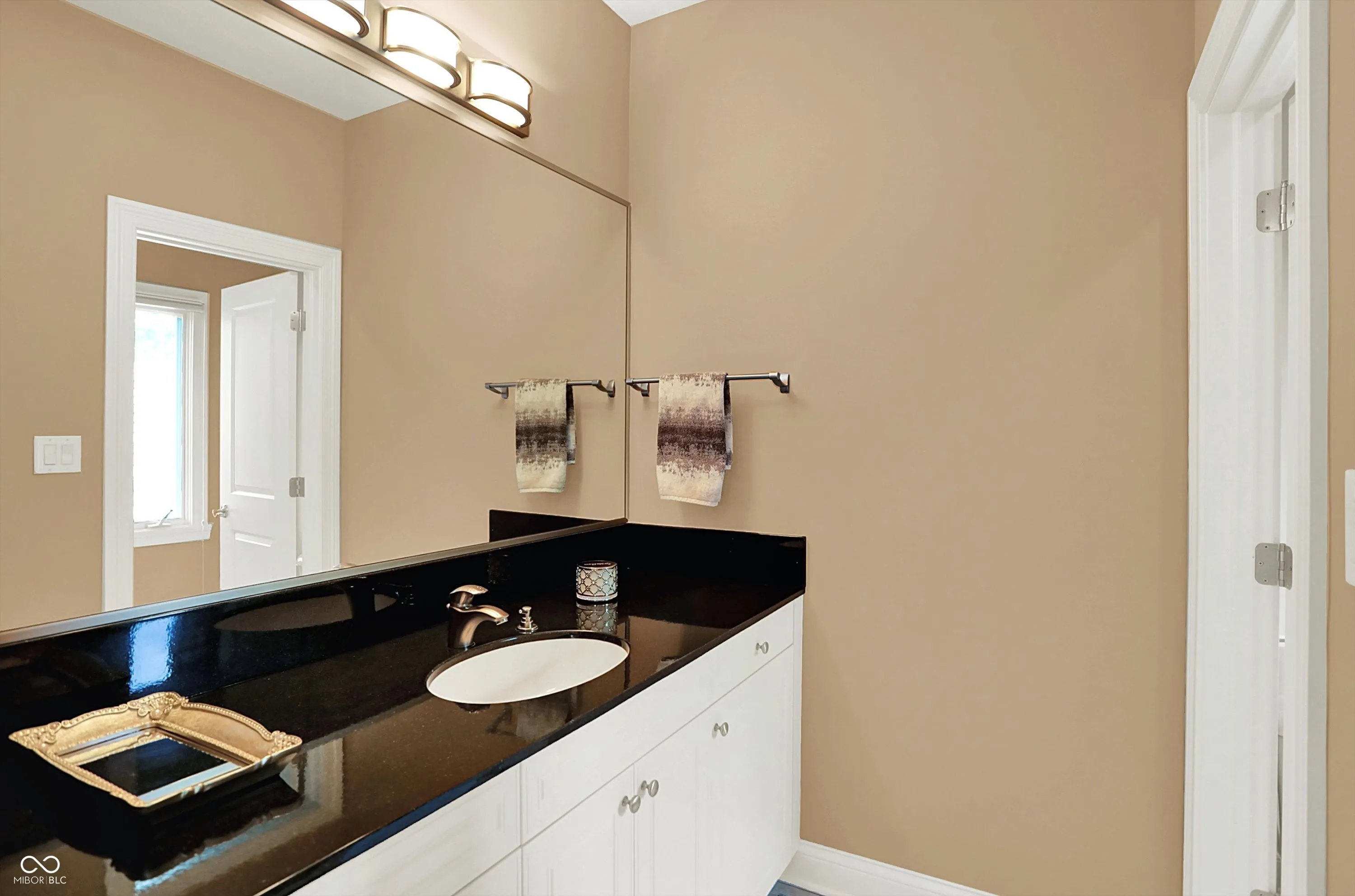 Fishers, Indiana 46037, United States, 6 Bedrooms Bedrooms, ,9 BathroomsBathrooms,Residential,Active,214118