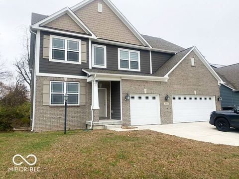 Photo of 4946 HARRIS PL Pl N, Greenwood, IN 46142 (MLS # 22074536)