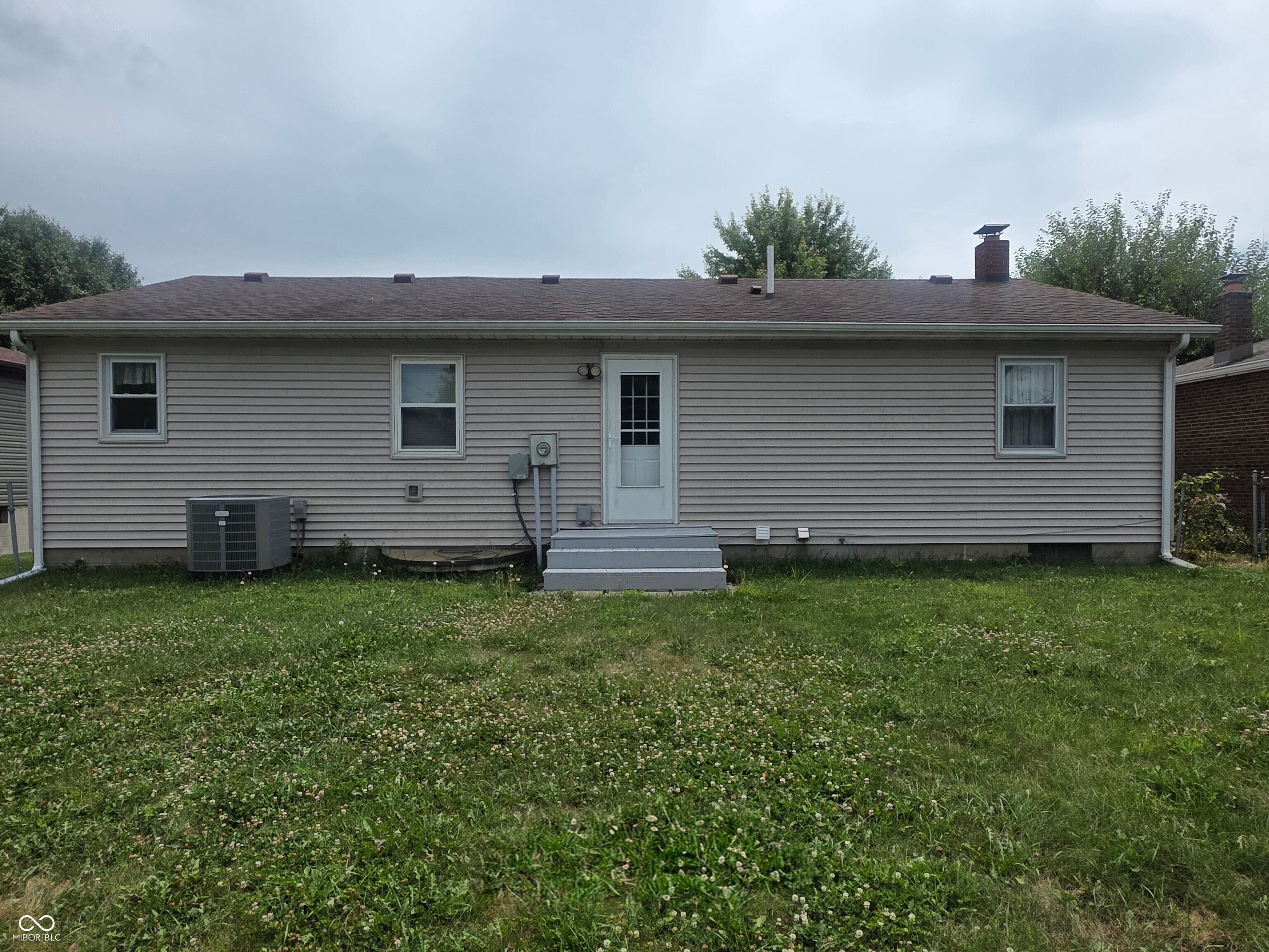 706 W 11th Street