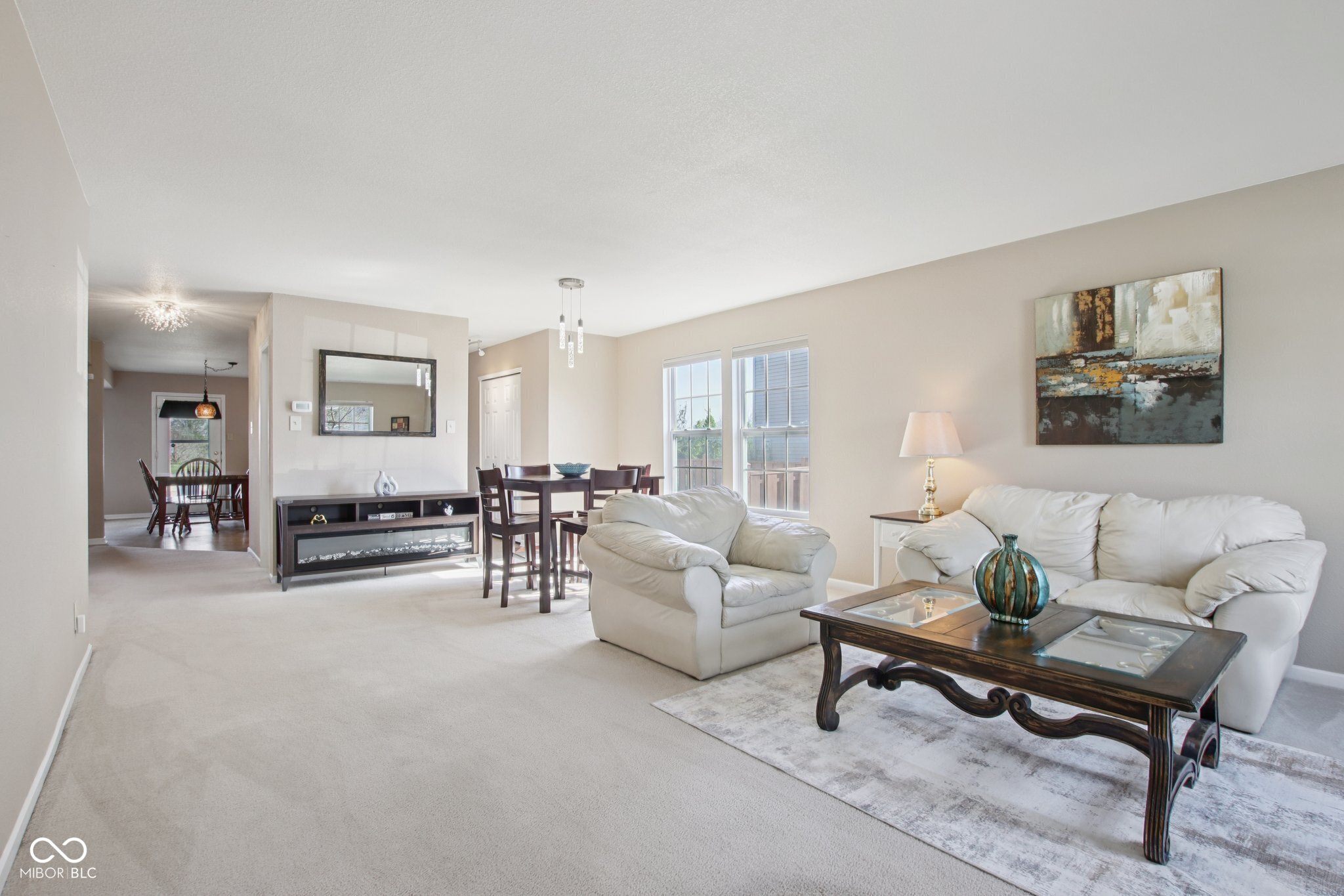 3052 W Meadowbend Drive