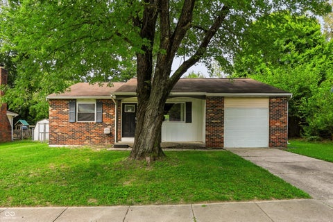 Photo of 6864 Cordova Drive, Indianapolis, IN 46221 (MLS # 22122311)
