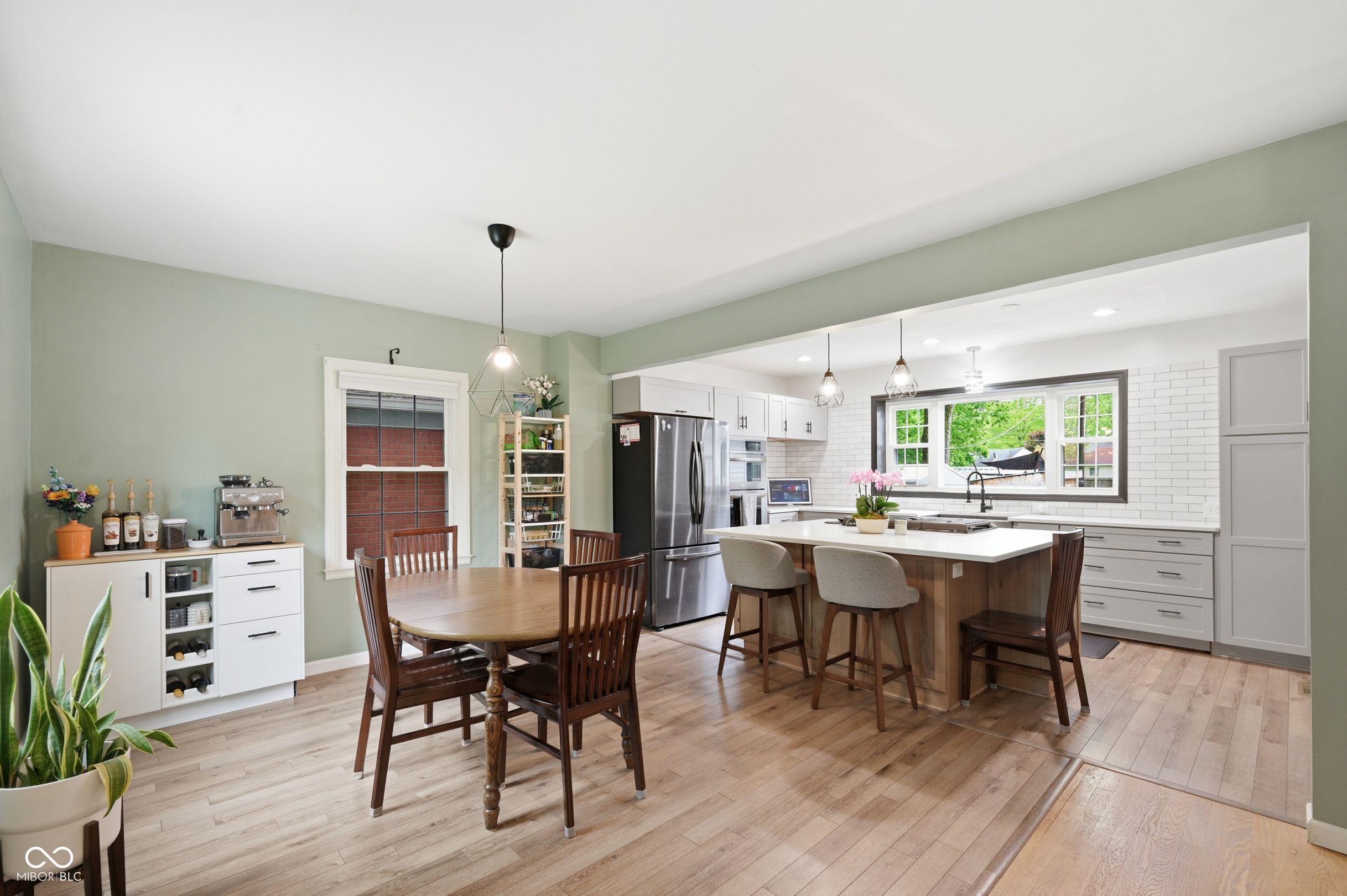 335 W Westfield Boulevard