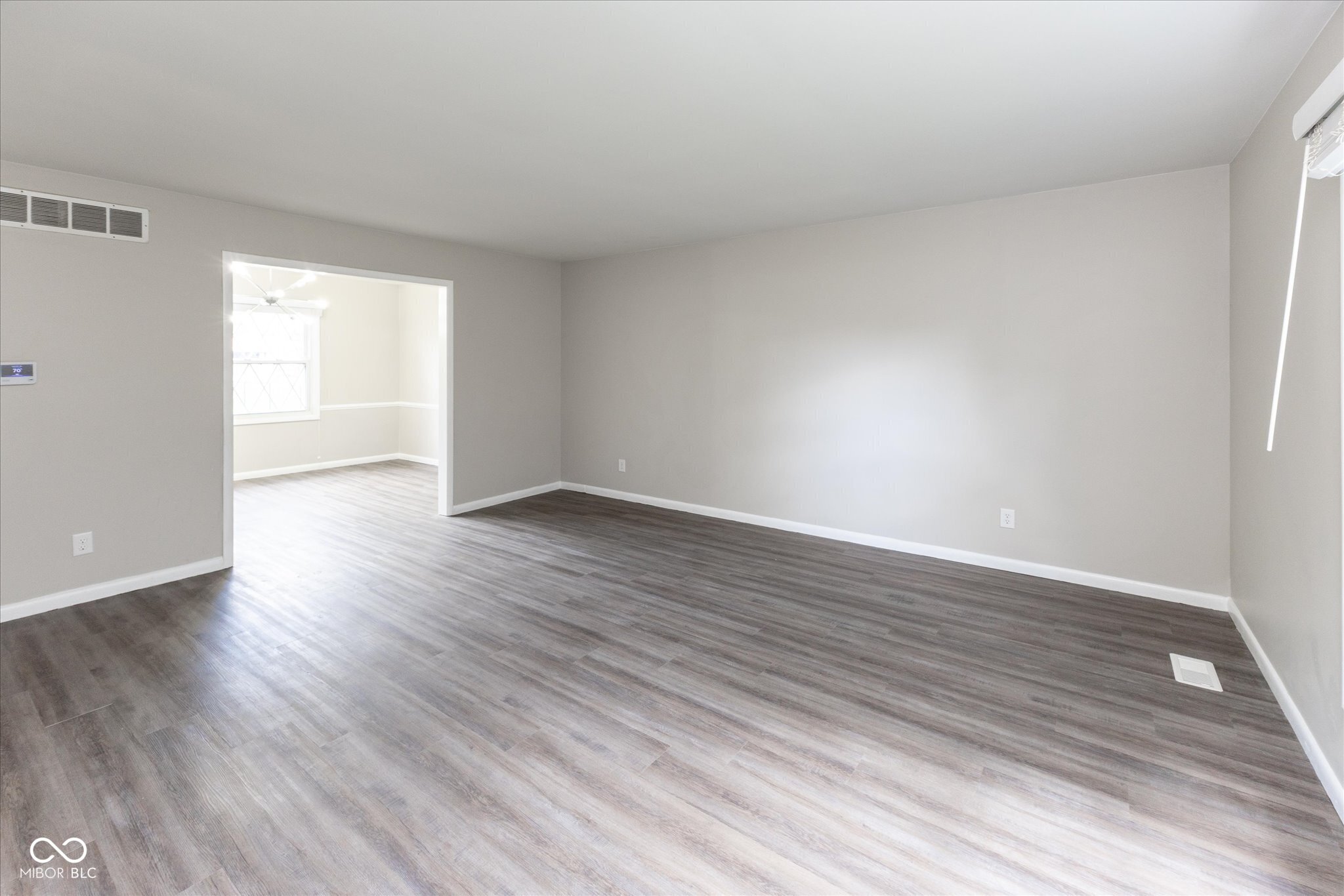 6434 Maple Manor