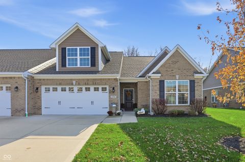 Photo of 2701 Byerly Place, Greenwood, IN 46143 (MLS # 22074174)