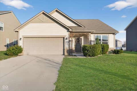 Photo of 1849 Turning Leaf Drive, Franklin, IN 46131 (MLS # 22073317)