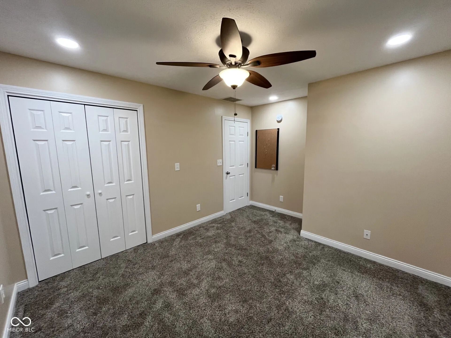 Seymour, Indiana 47274, United States, 3 Bedrooms Bedrooms, ,3 BathroomsBathrooms,Residential,Active,251040