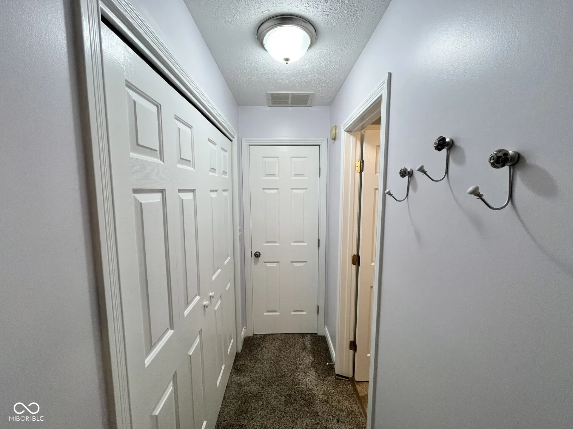 Seymour, Indiana 47274, United States, 3 Bedrooms Bedrooms, ,3 BathroomsBathrooms,Residential,Active,251040