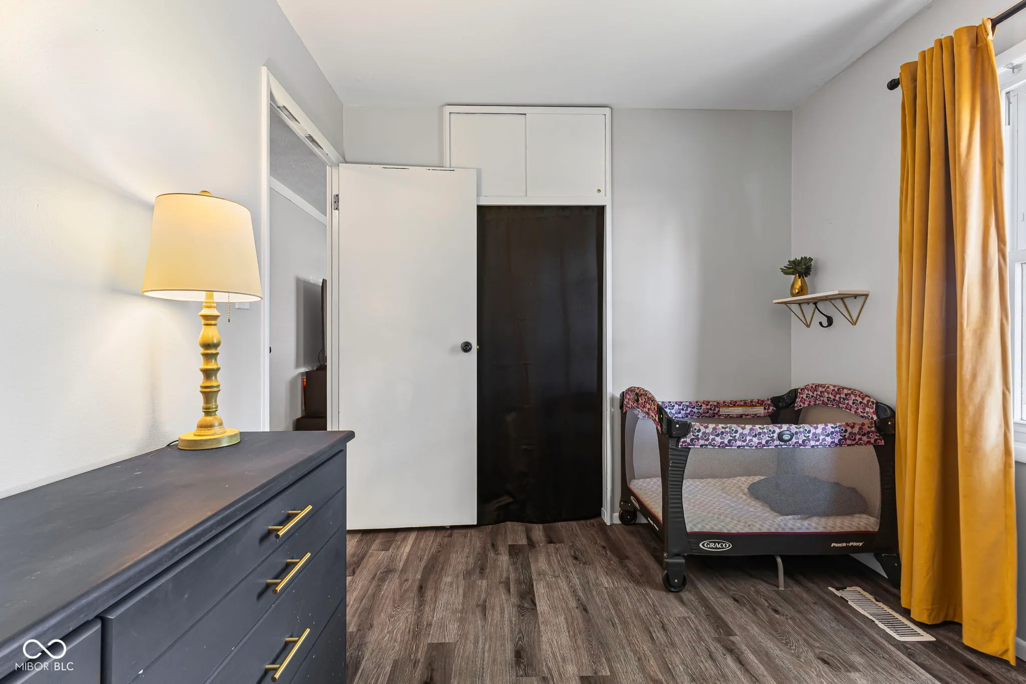 Franklin, Indiana 46131, United States, 3 Bedrooms Bedrooms, ,1 BathroomBathrooms,Residential,Pending,188144