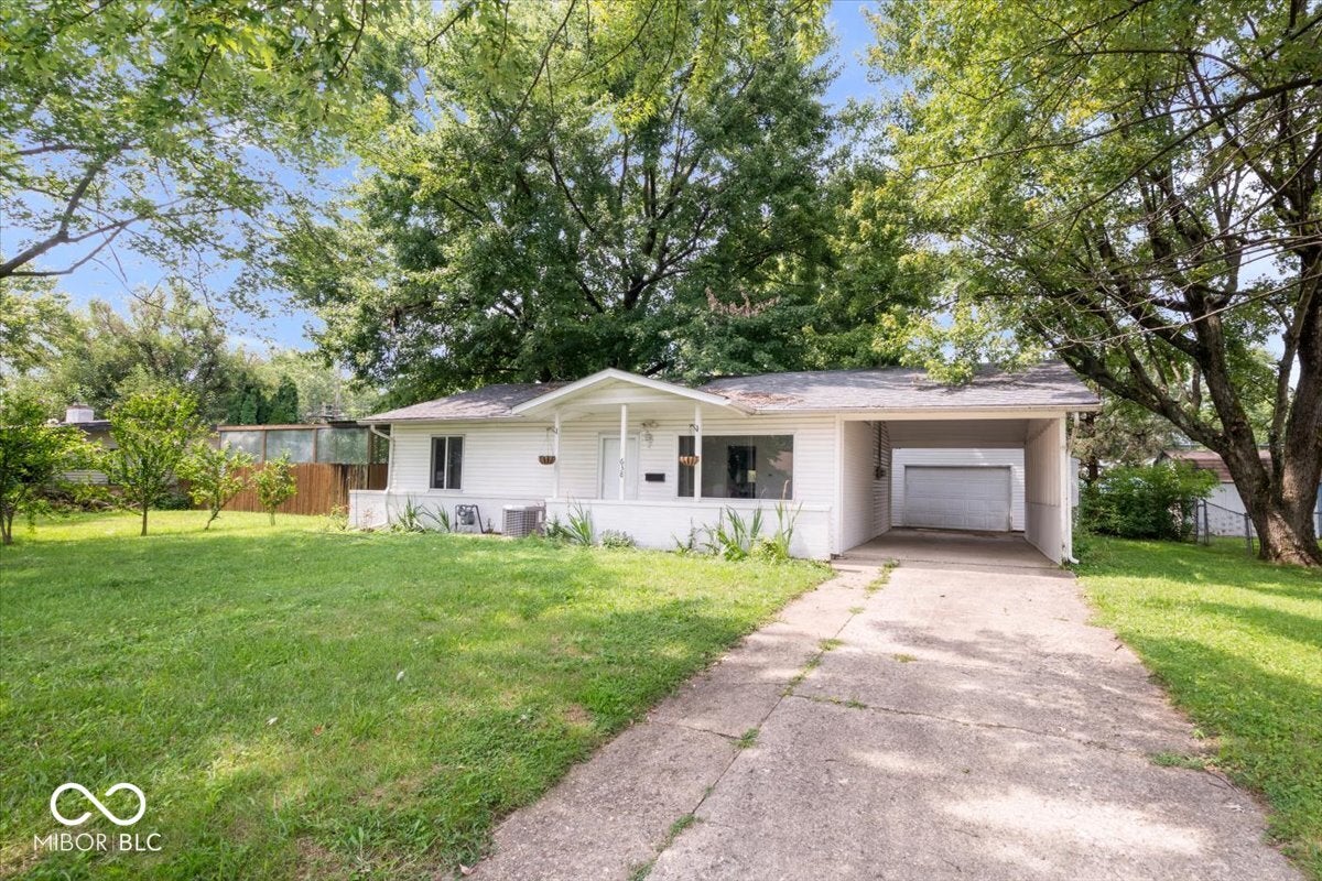 638 Sweetbriar Avenue