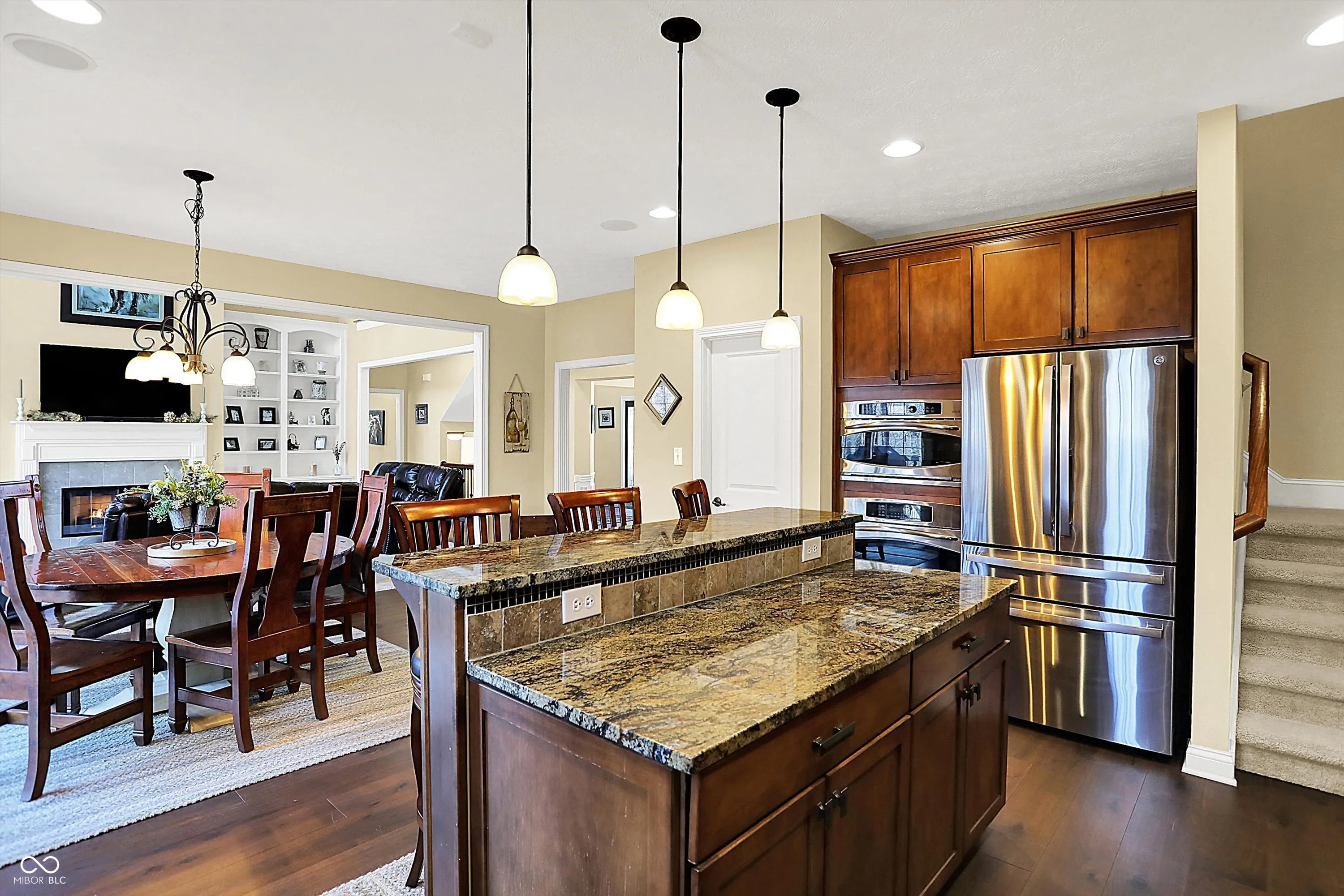 McCordsville, Indiana 46055, United States, 5 Bedrooms Bedrooms, ,4 BathroomsBathrooms,Residential,Pending,85859