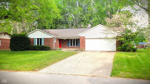 Photo of 741 Greenlee Drive, Indianapolis, IN 46234 (MLS # 22096310)