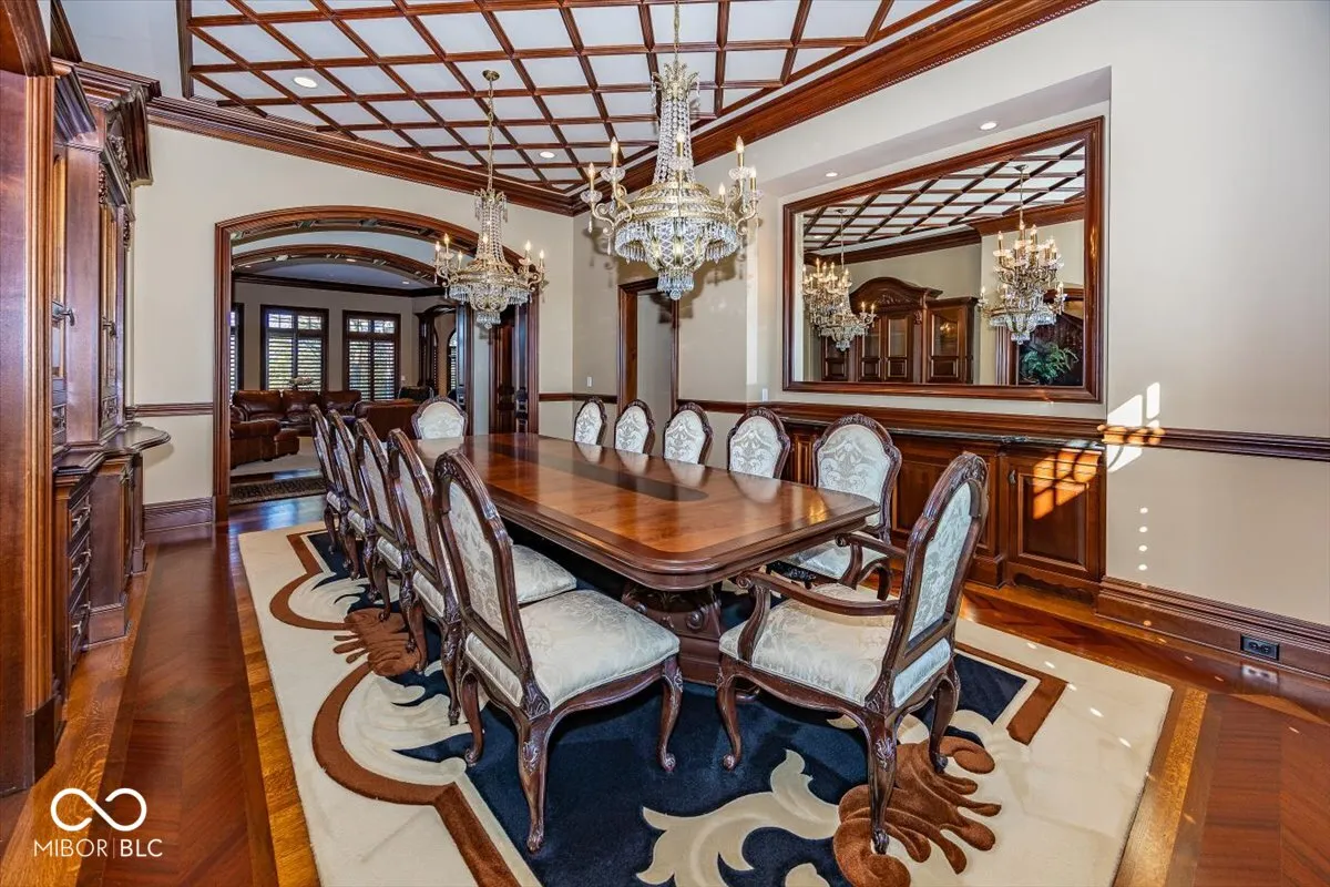 Greenfield, Indiana 46140, United States, 6 Bedrooms Bedrooms, ,8 BathroomsBathrooms,Residential,Pending,31822