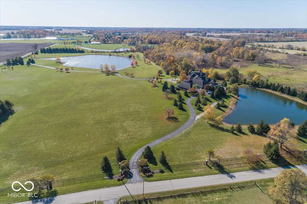 Greenfield, Indiana 46140, United States, 6 Bedrooms Bedrooms, ,8 BathroomsBathrooms,Residential,Pending,31822