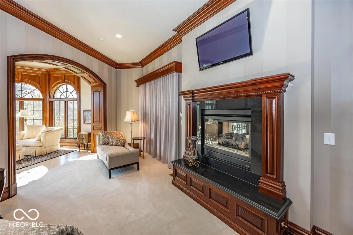 Greenfield, Indiana 46140, United States, 6 Bedrooms Bedrooms, ,8 BathroomsBathrooms,Residential,Pending,31822