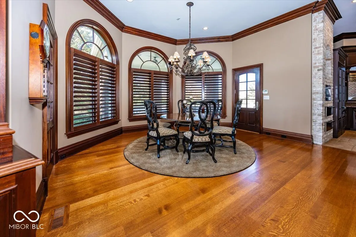 Greenfield, Indiana 46140, United States, 6 Bedrooms Bedrooms, ,8 BathroomsBathrooms,Residential,Pending,31822