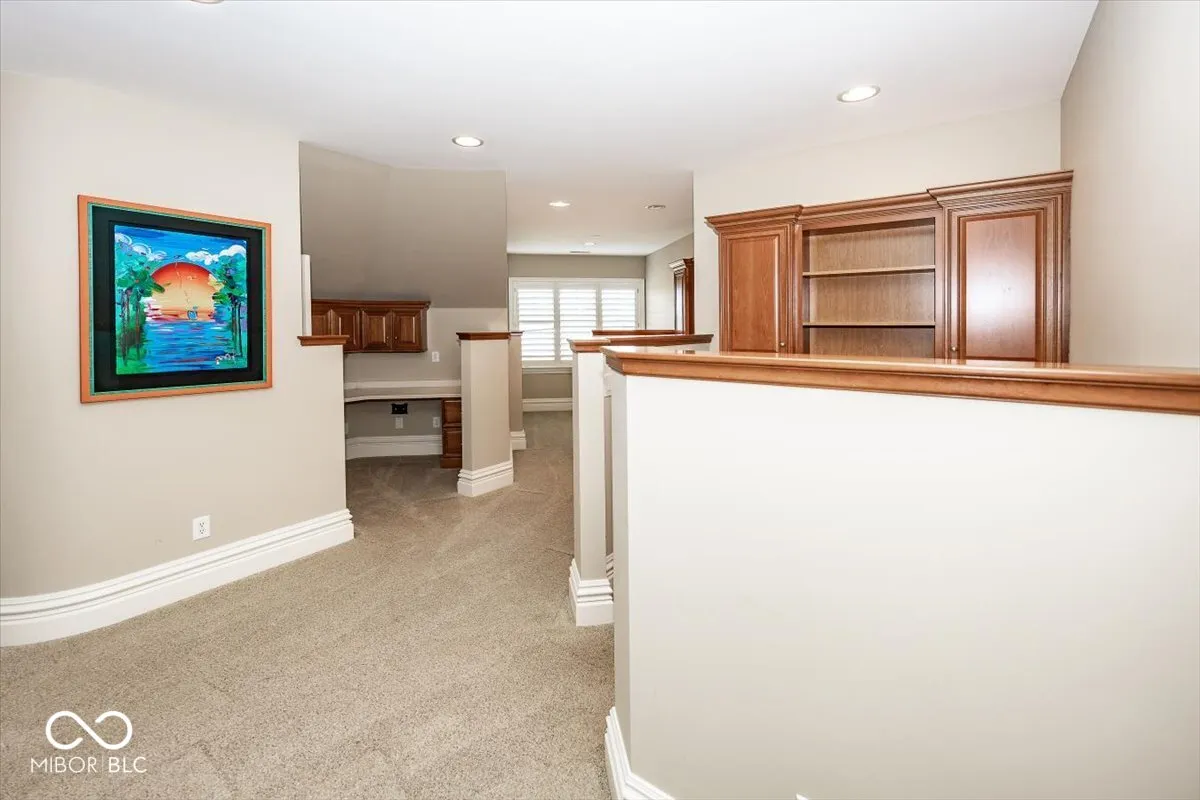 Greenfield, Indiana 46140, United States, 6 Bedrooms Bedrooms, ,8 BathroomsBathrooms,Residential,Pending,31822