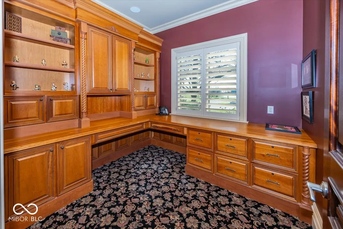 Greenfield, Indiana 46140, United States, 6 Bedrooms Bedrooms, ,8 BathroomsBathrooms,Residential,Pending,31822