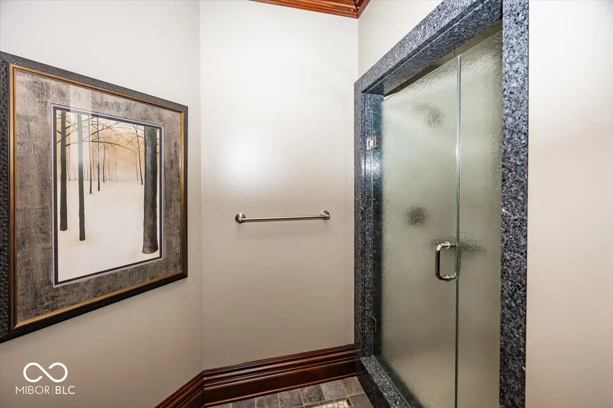 Greenfield, Indiana 46140, United States, 6 Bedrooms Bedrooms, ,8 BathroomsBathrooms,Residential,Pending,31822