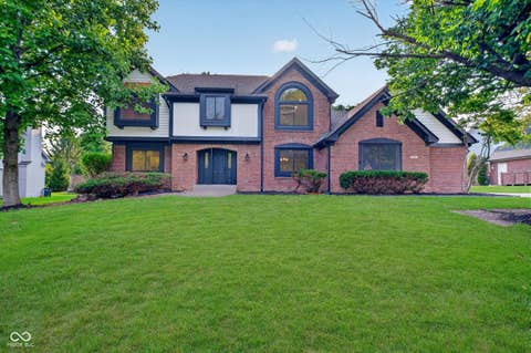 Photo of 13832 Riverwood Way, Carmel, IN 46032 (MLS # 22118821)